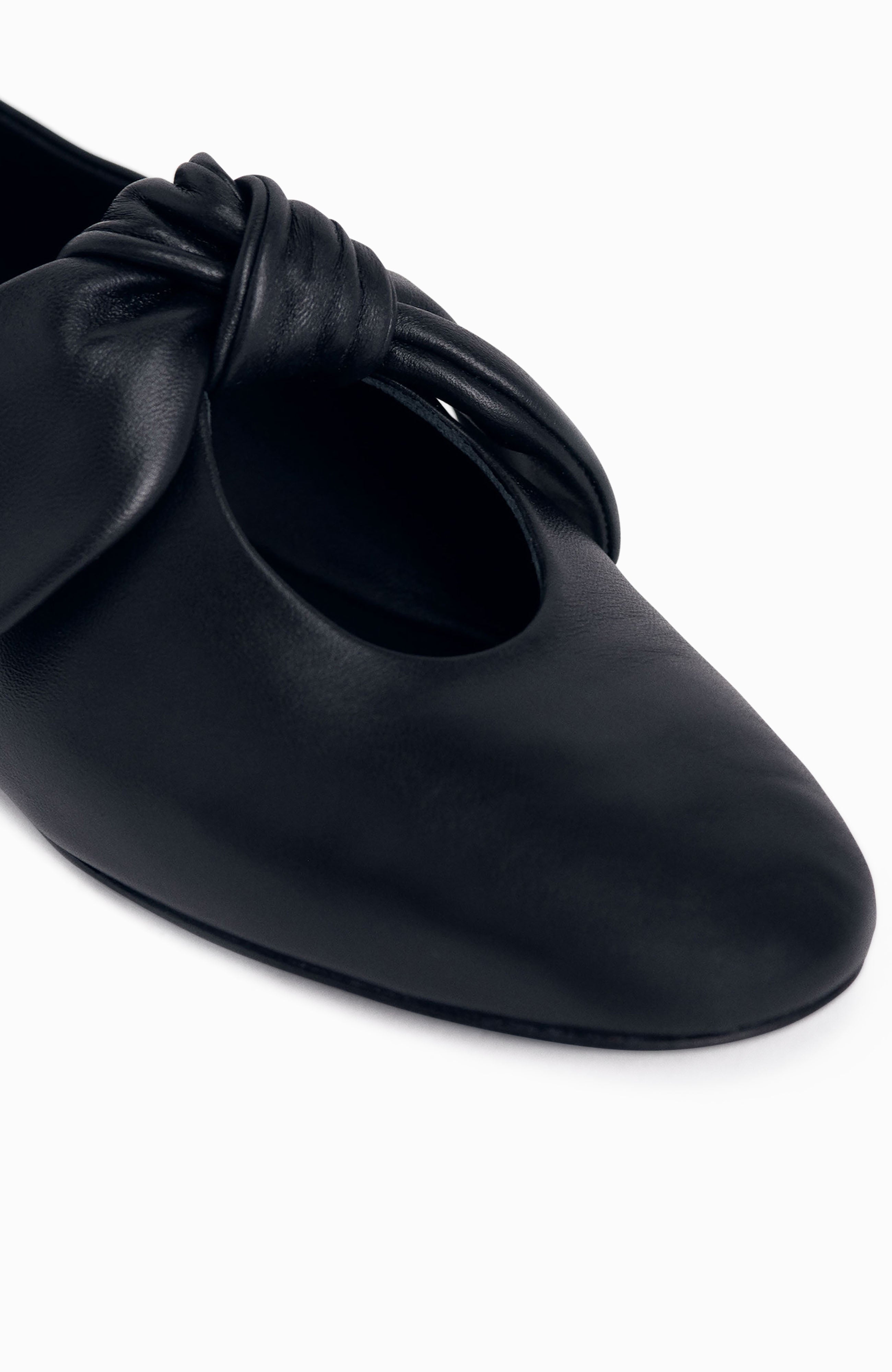 Bow Flat in Nappa Leather - Black