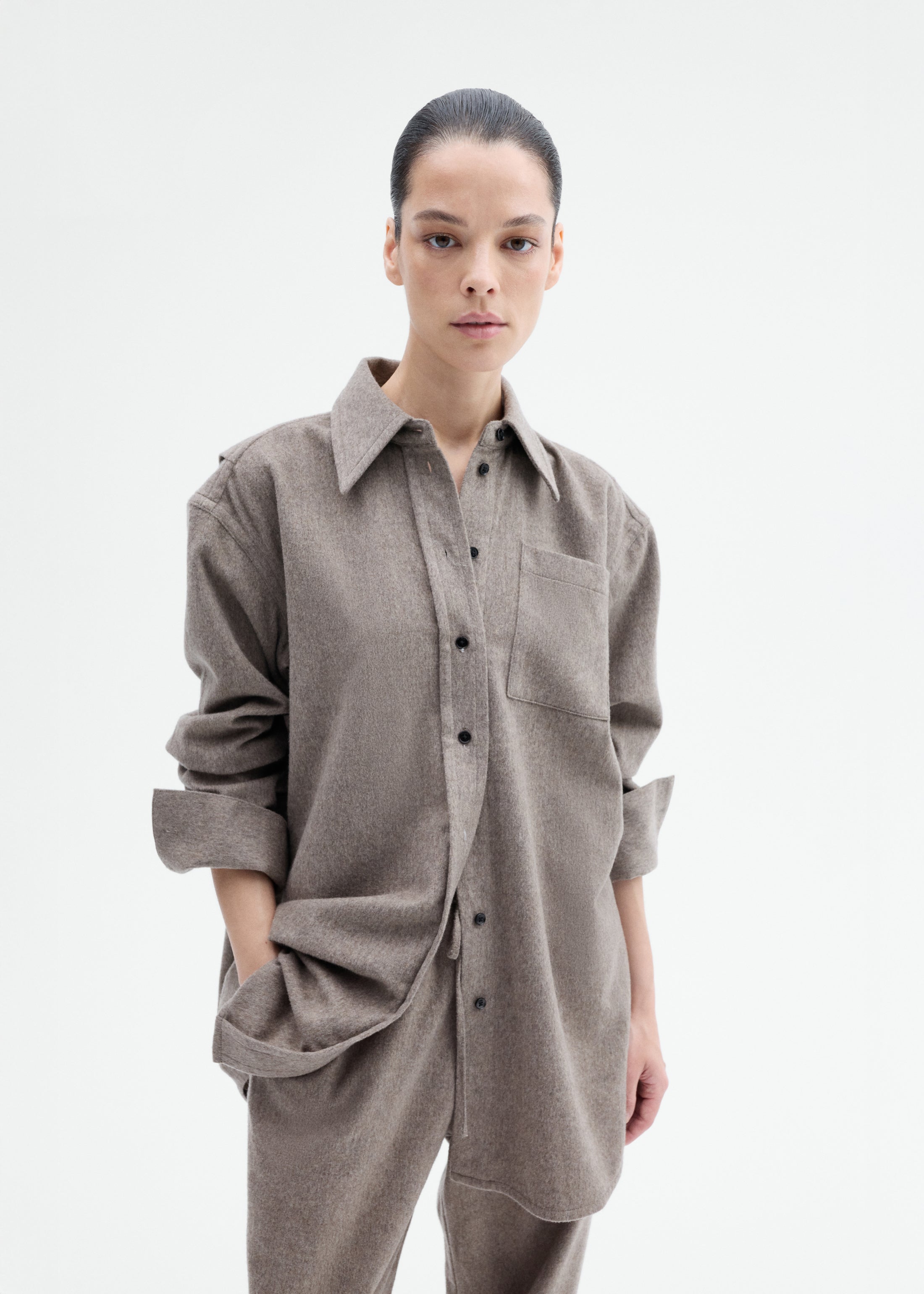 Tailored Flannel Shirt in Wool Cashmere - Oatmeal