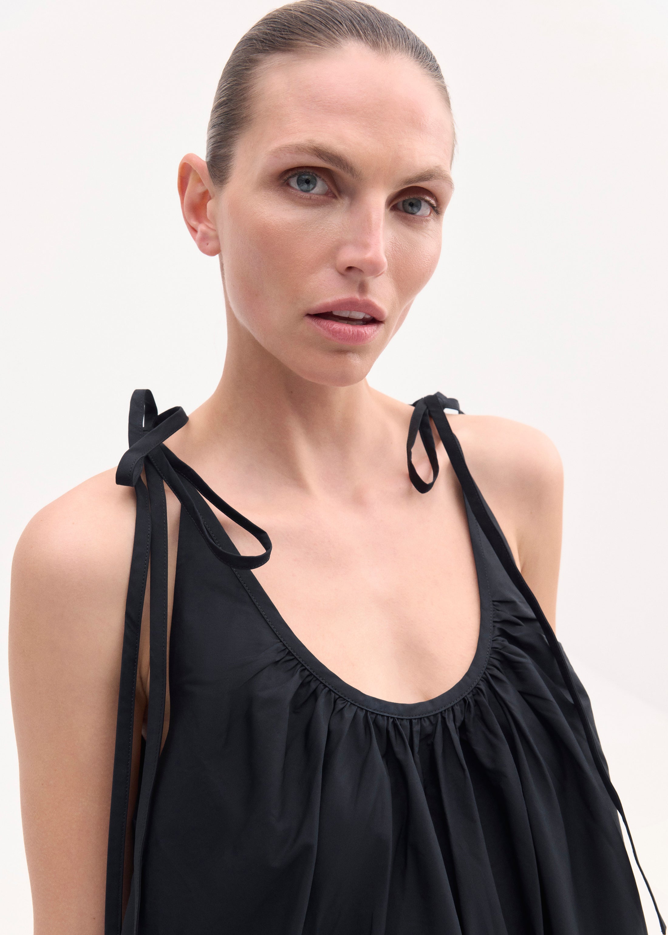 Gathered Halter Dress in Cotton Poplin - Black