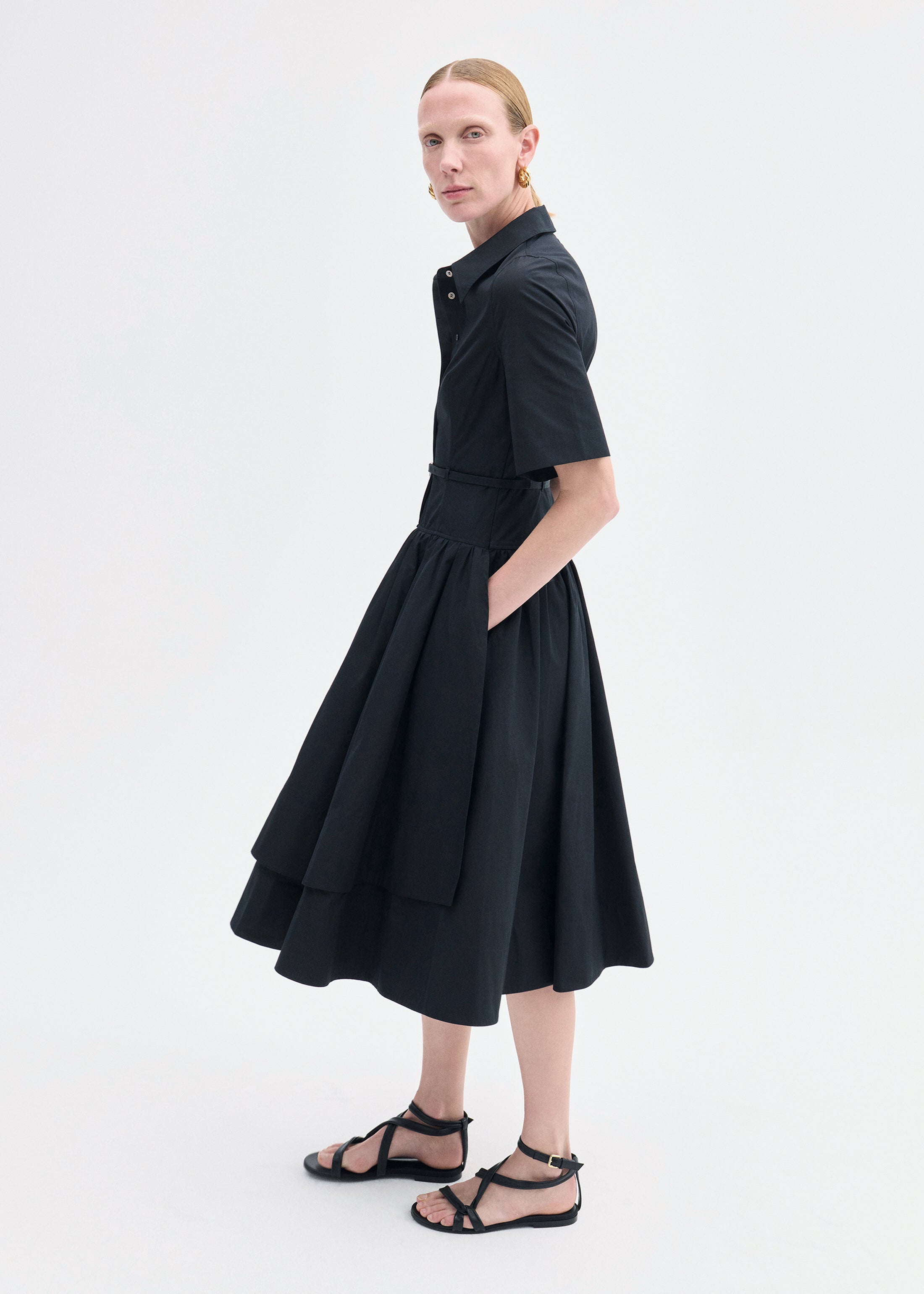 Short Sleeve Belted Dress in Cotton Poplin - Black