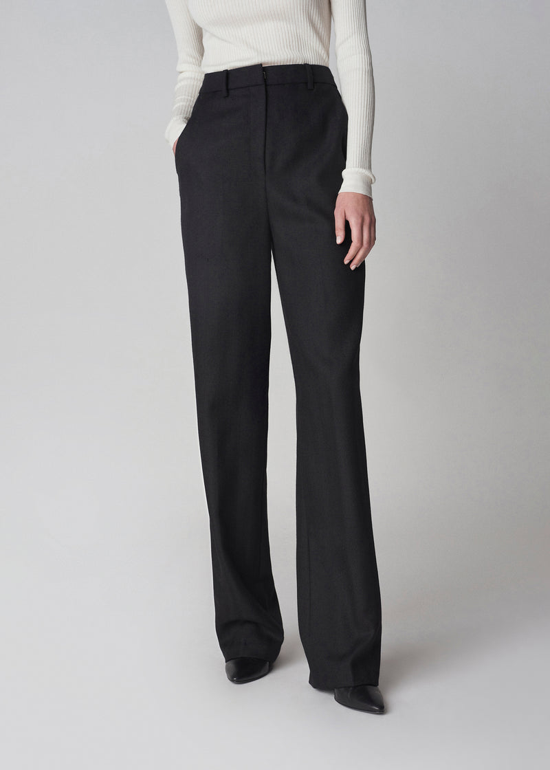 Flat Front Herringbone Trouser in Virgin Wool - Black - CO