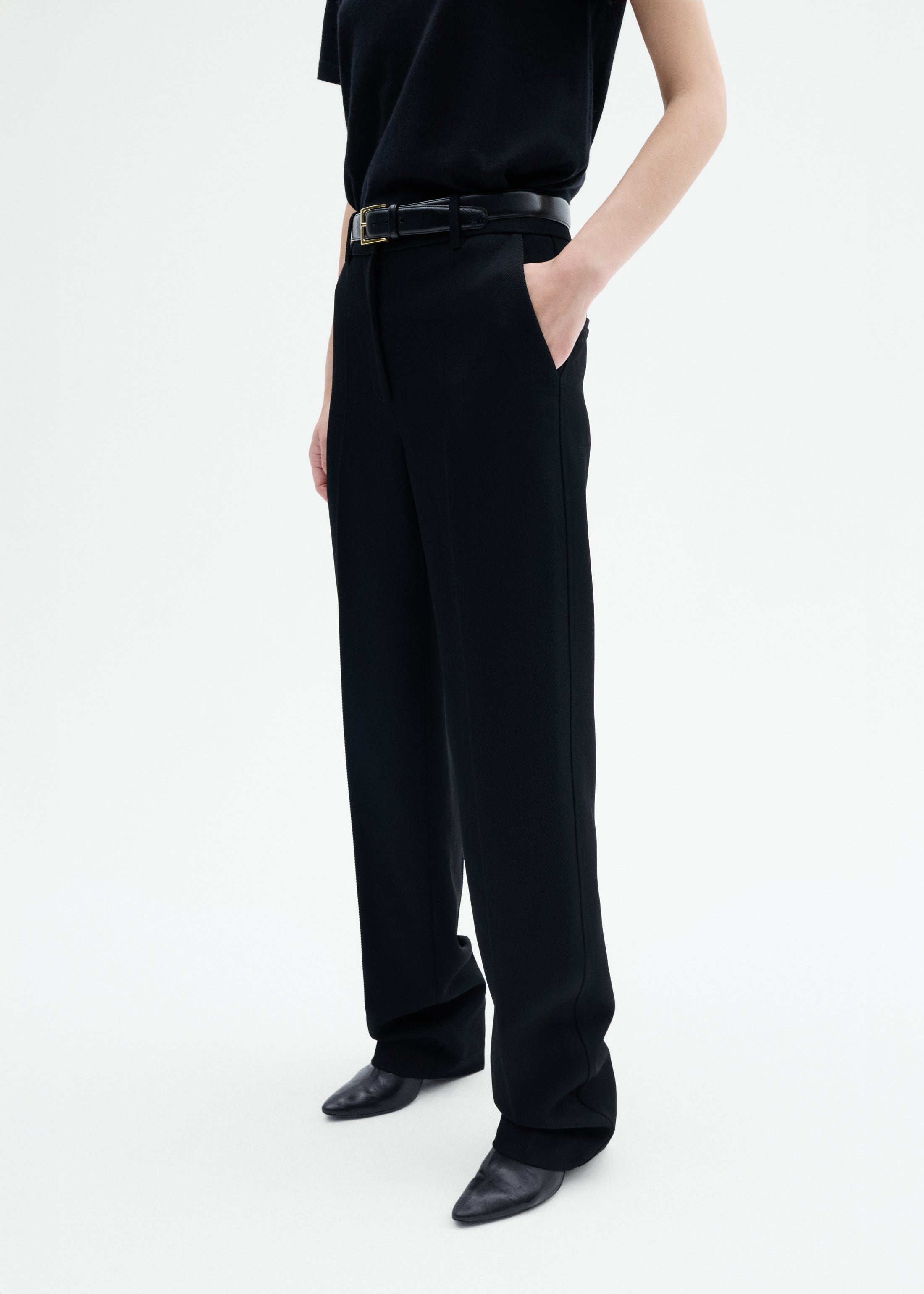Tailored Straight Pant in Virgin Wool - Black