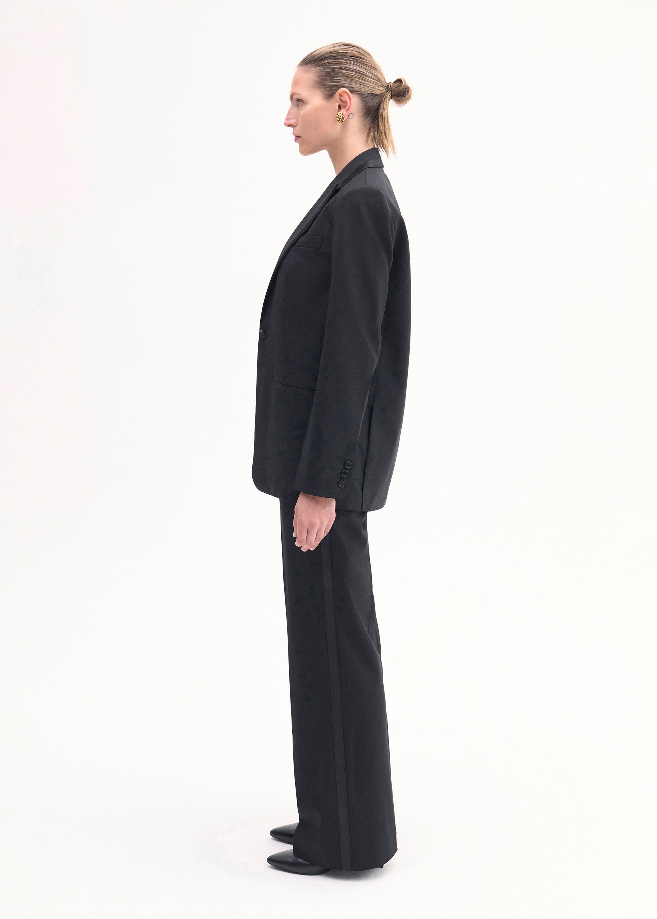 Tuxedo Jacket in Wool and Silk - Black