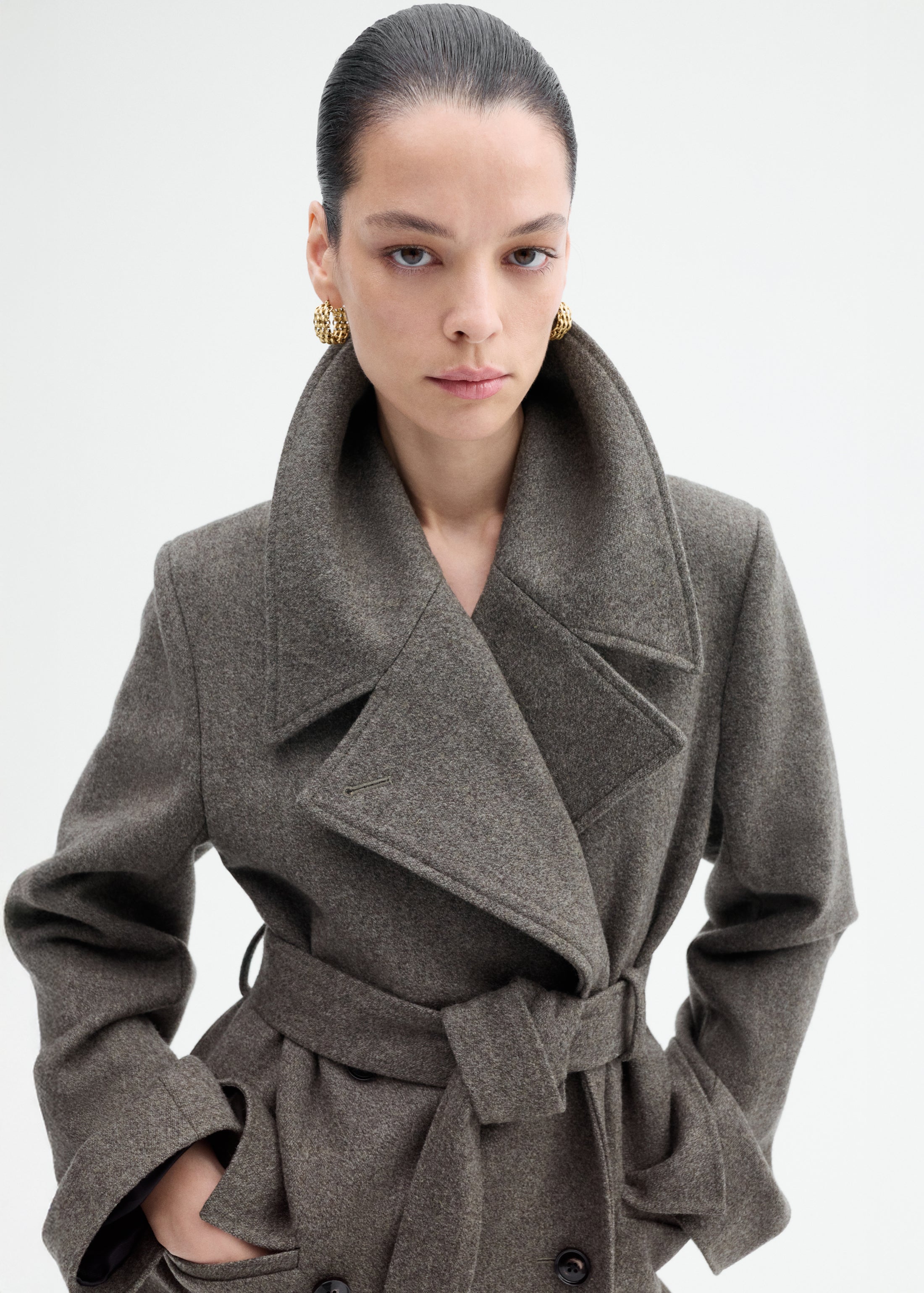 Belted Peacoat in Melange Wool - Green