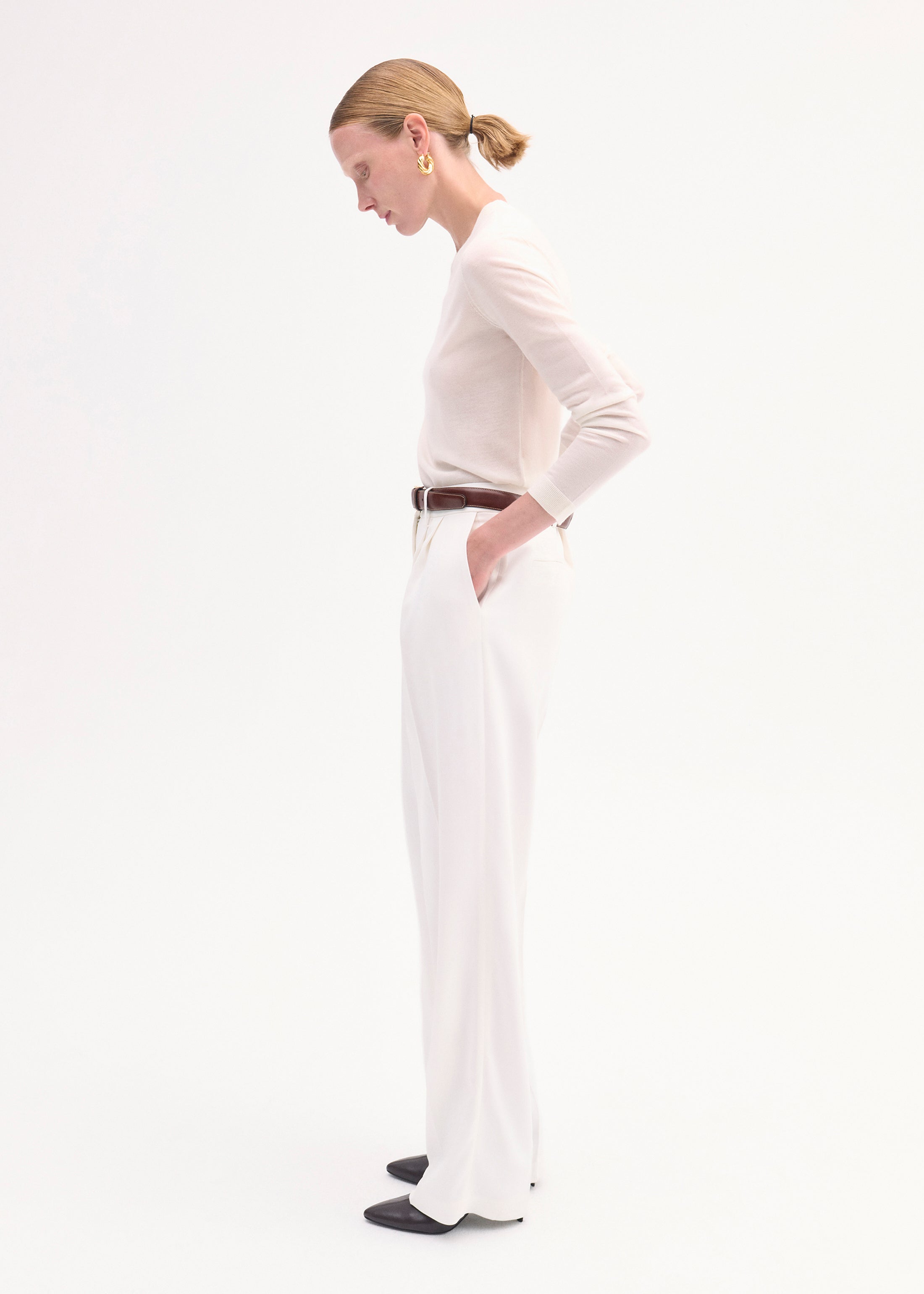 Long Sleeve Crew in Fine Cashmere - Ivory