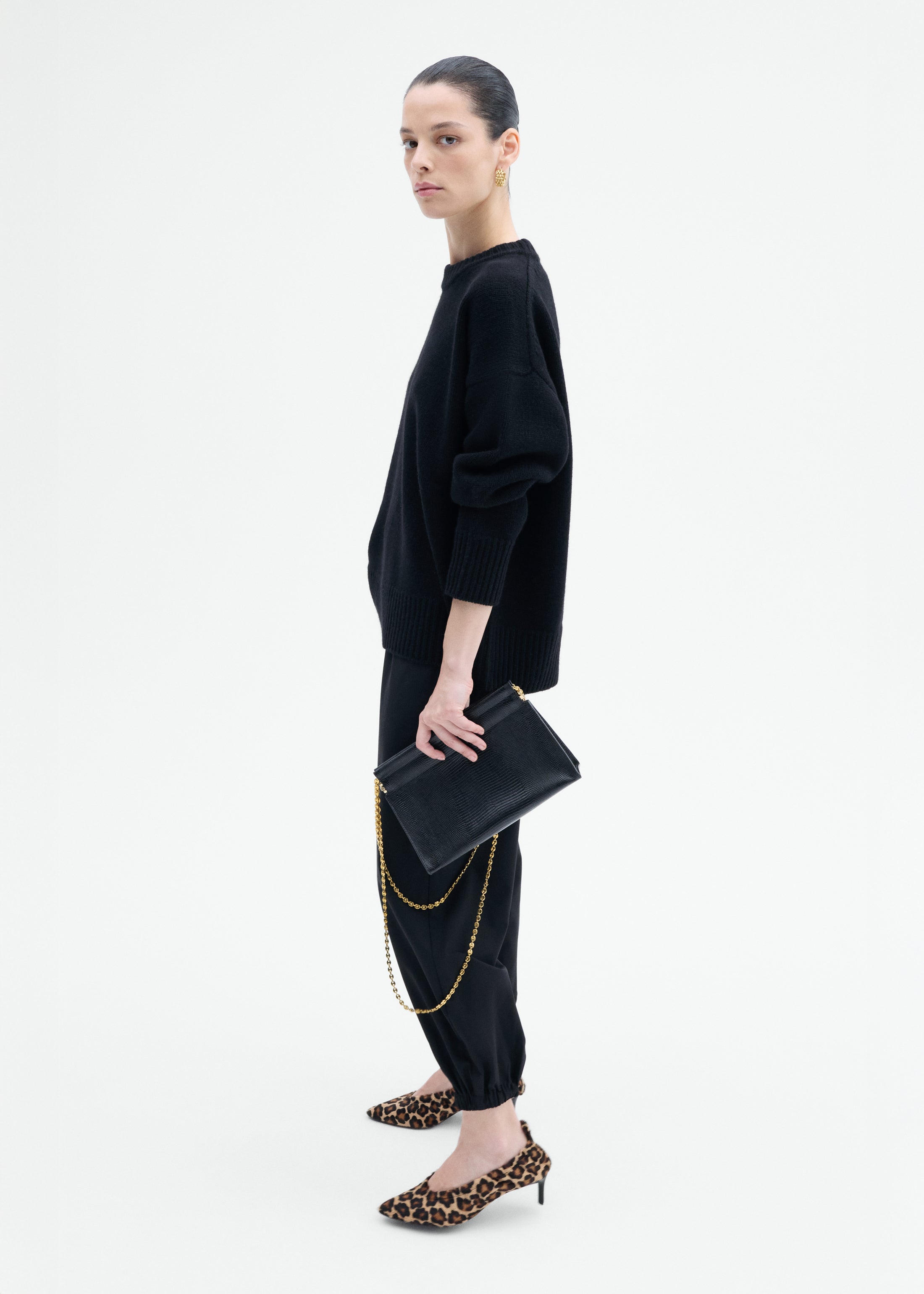 Boyfriend Crew Neck in Wool Cashmere - Black
