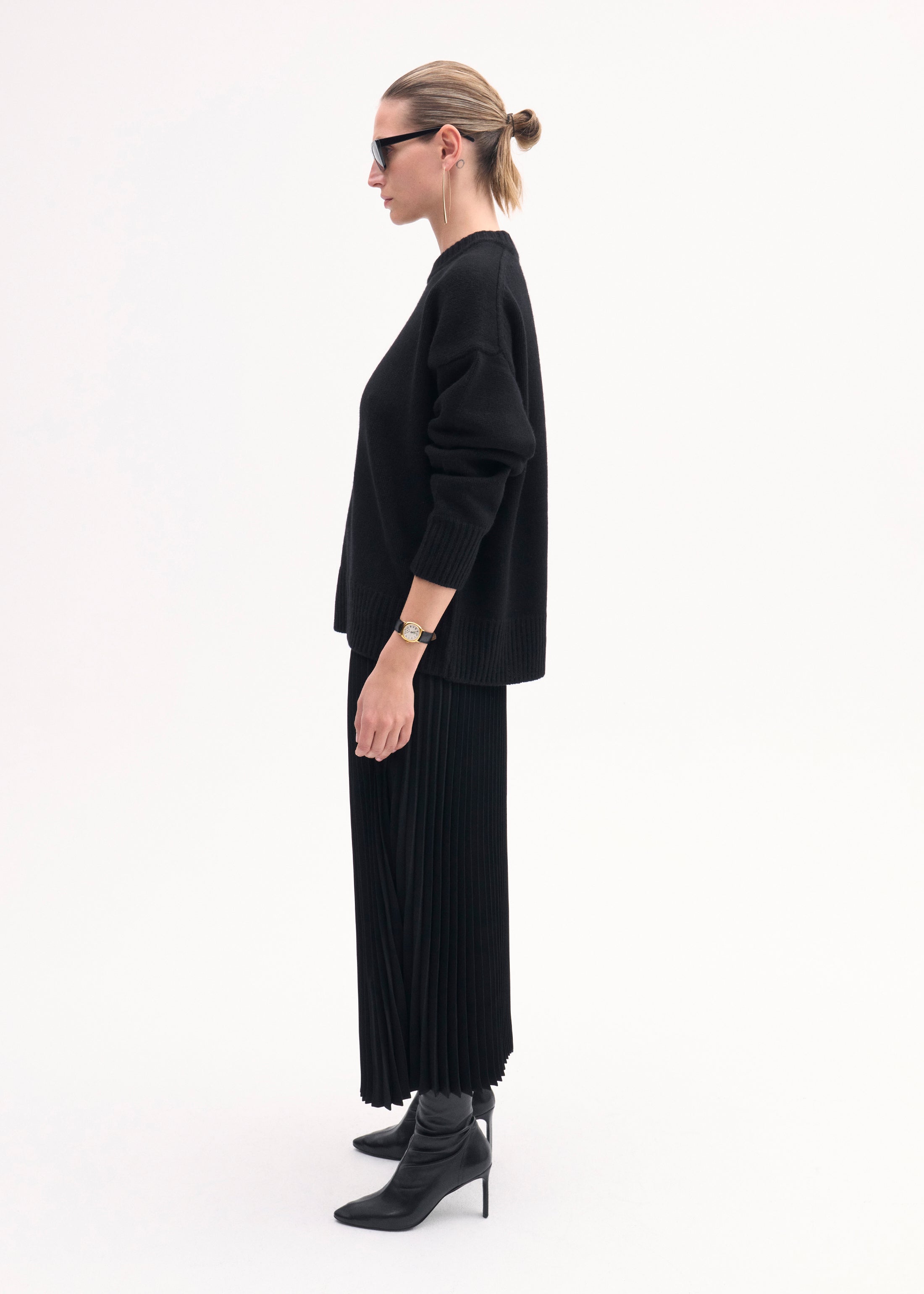 Boyfriend Crew Neck in Wool Cashmere - Black