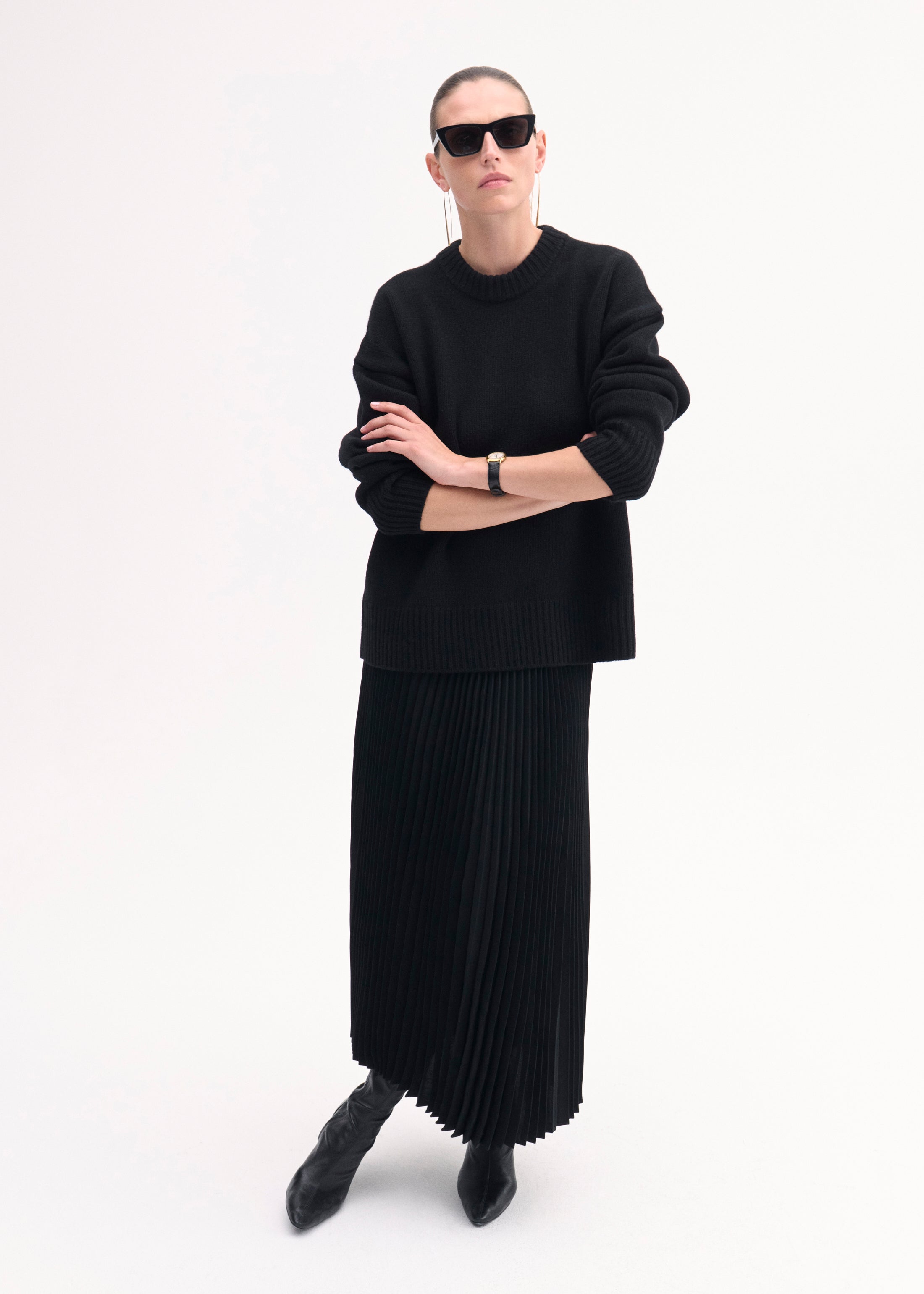 Boyfriend Crew Neck in Wool Cashmere - Black