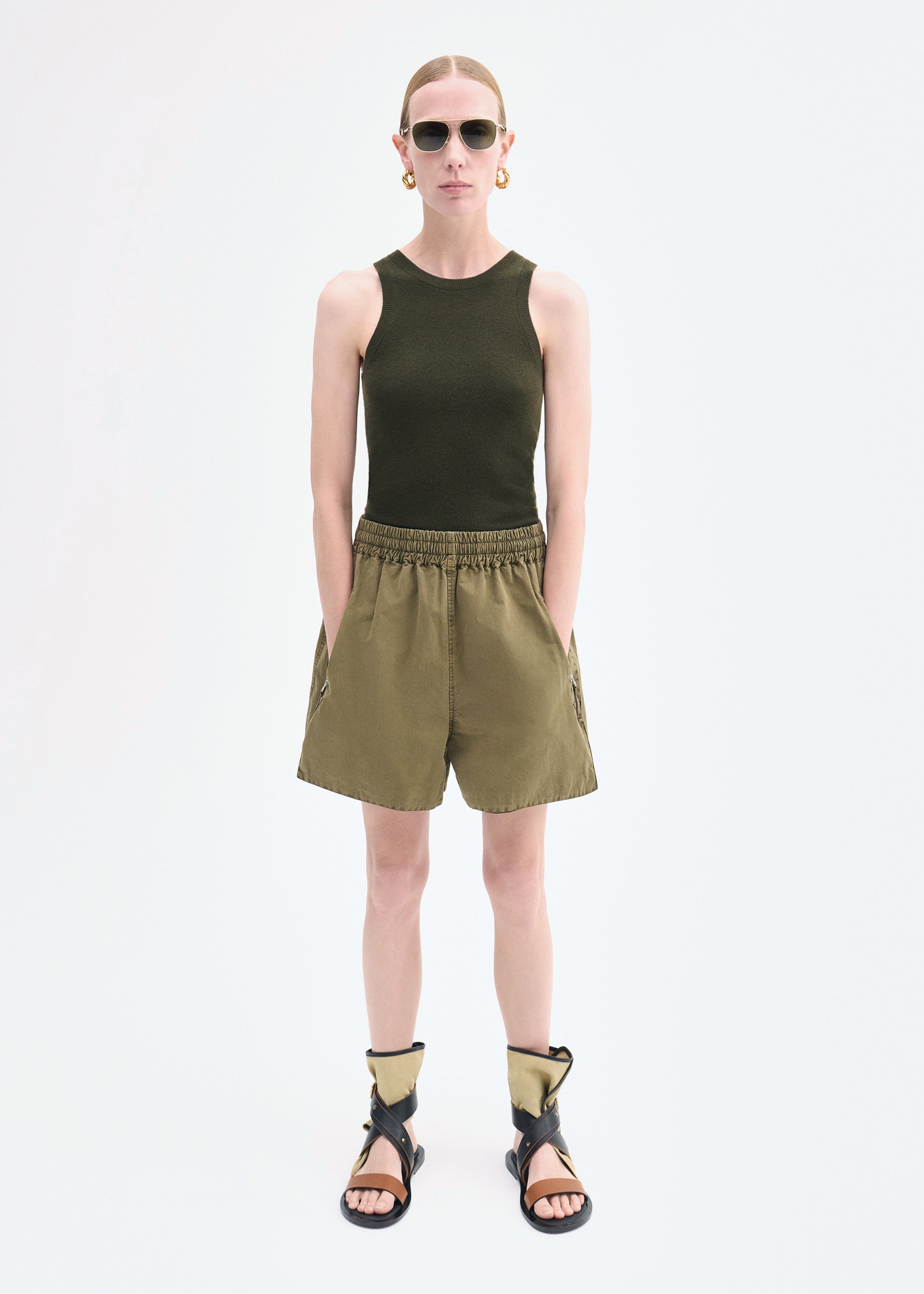 Fitted Tank in Fine Cashmere - Olive