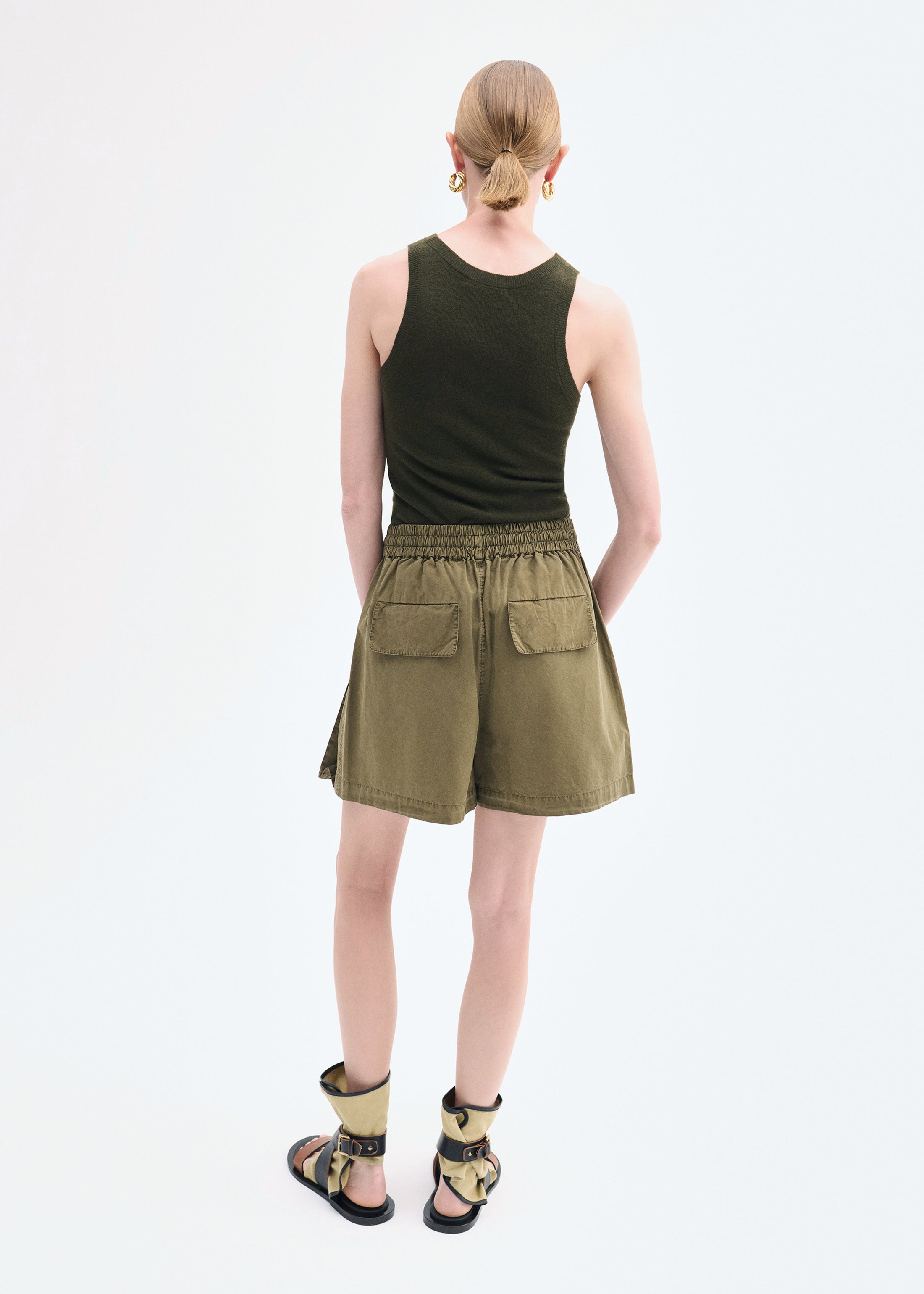 Fitted Tank in Fine Cashmere - Olive