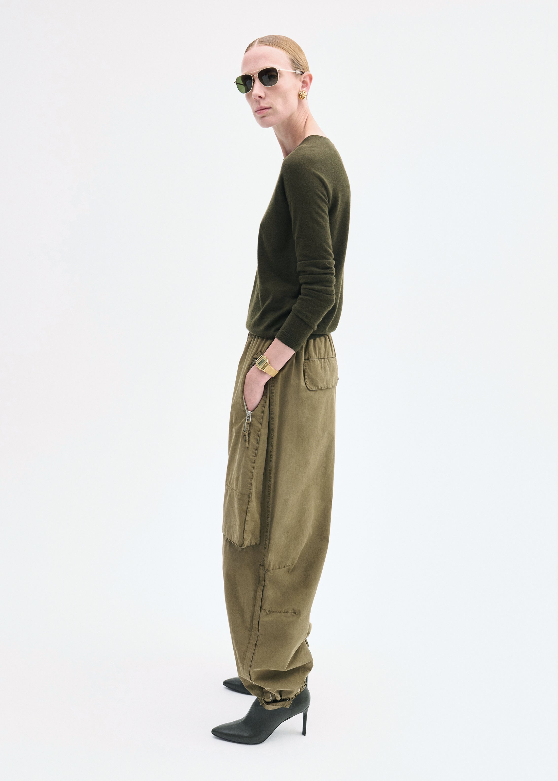 Raglan Sweater in Fine Cashmere - Olive