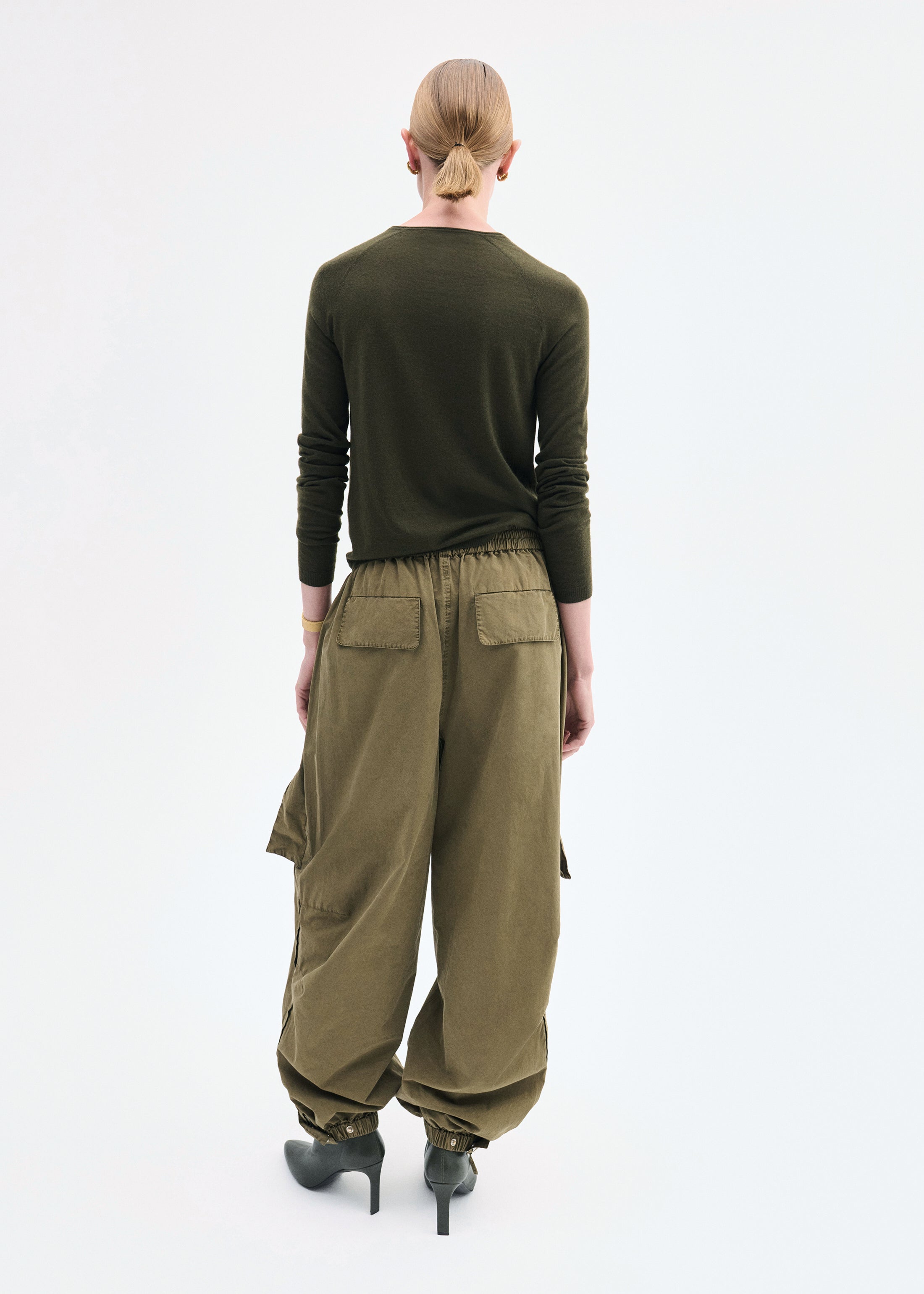 Raglan Sweater in Fine Cashmere - Olive