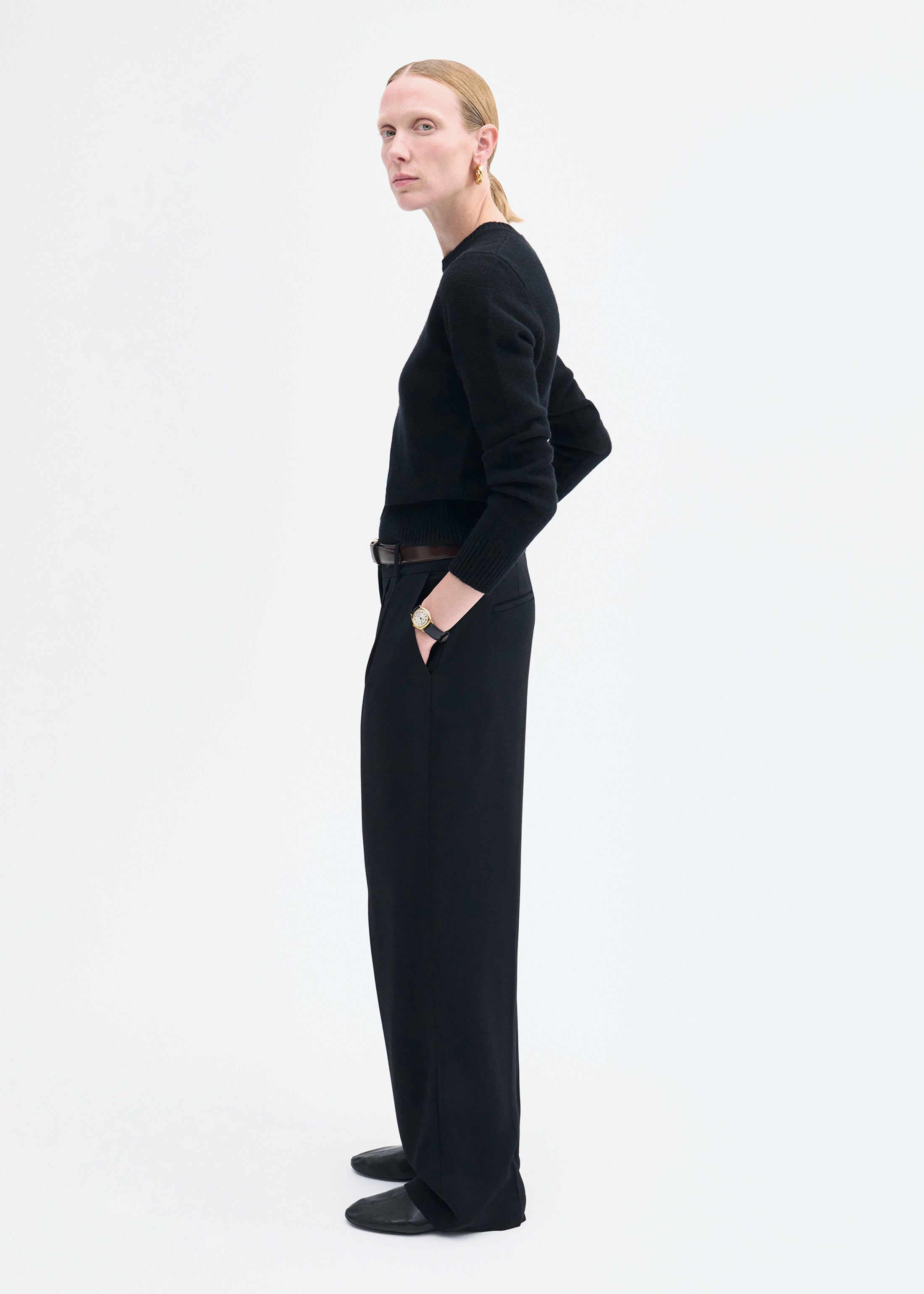 Crew Sweater in Cashmere - Black