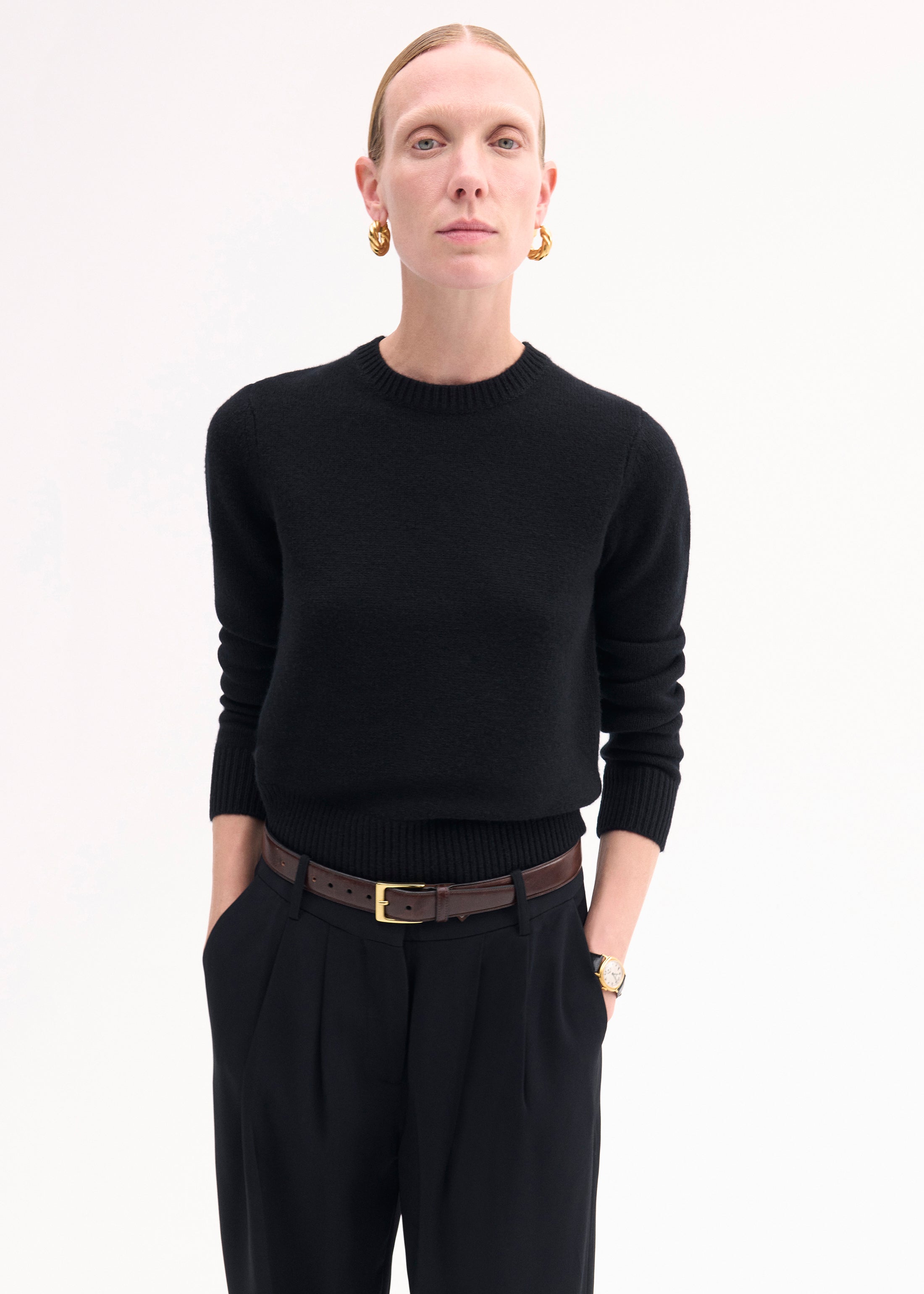 Classic Crew Sweater in Cashmere - Black