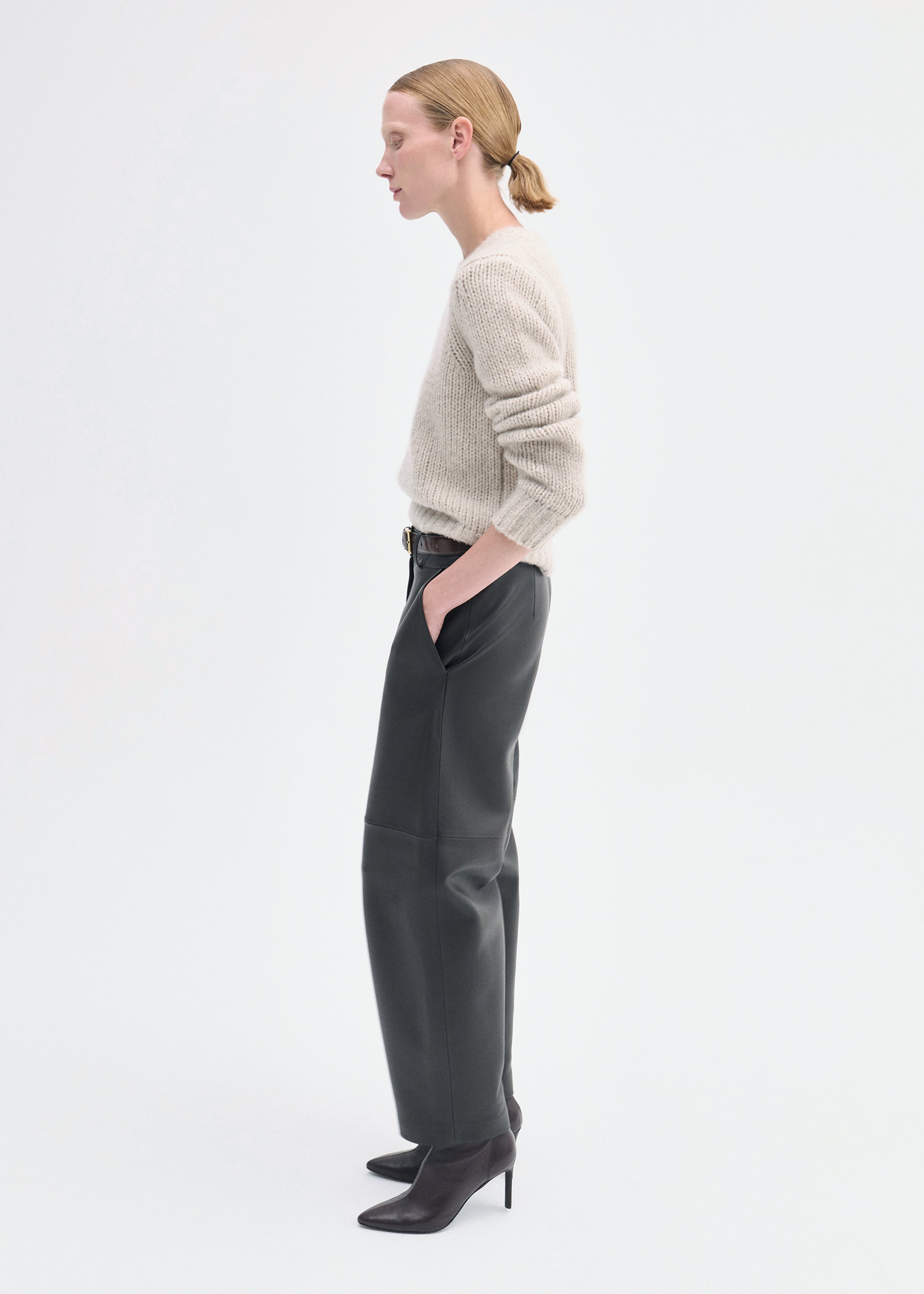 Fitted Crew Sweater in Cashmere Silk - Arctic