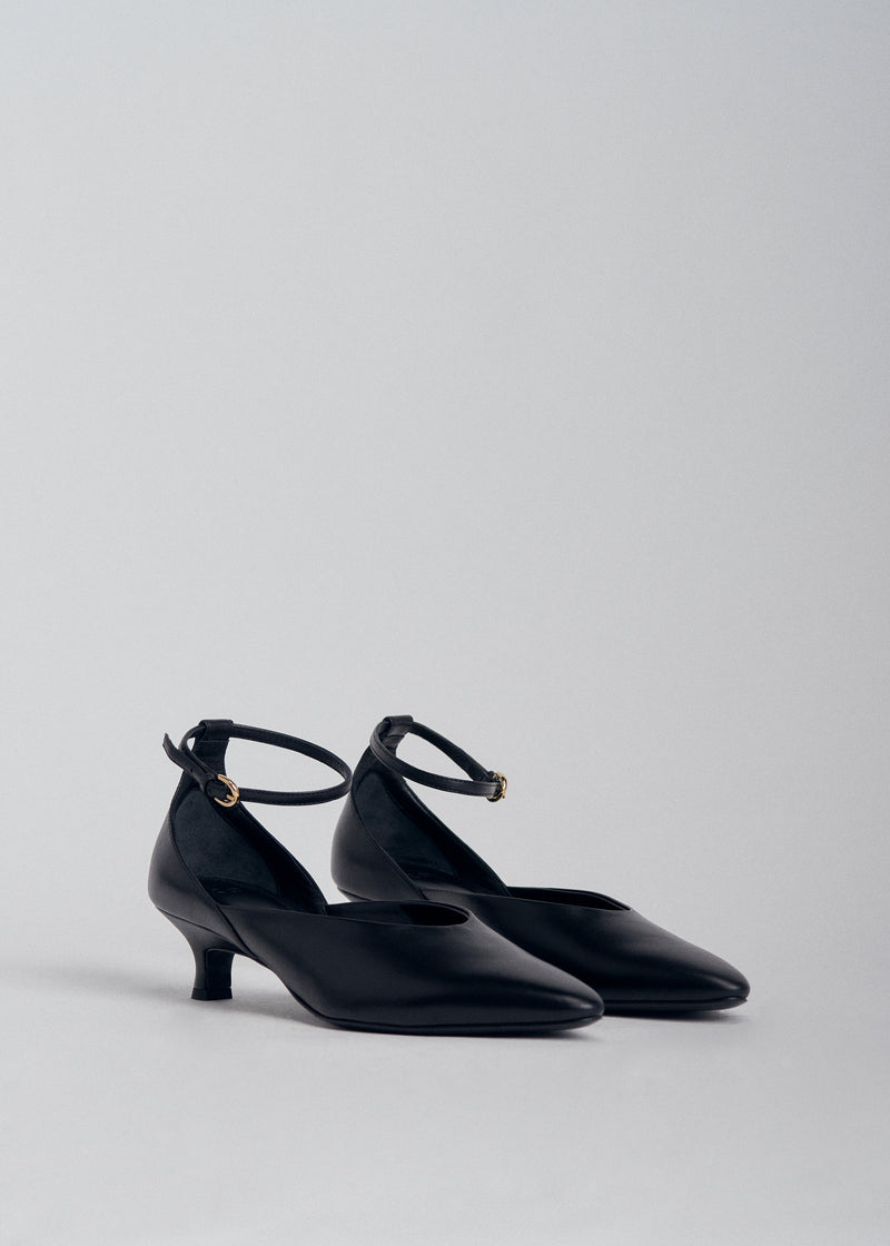 D'Orsay Kitten Heel in Leather -  Black - CO