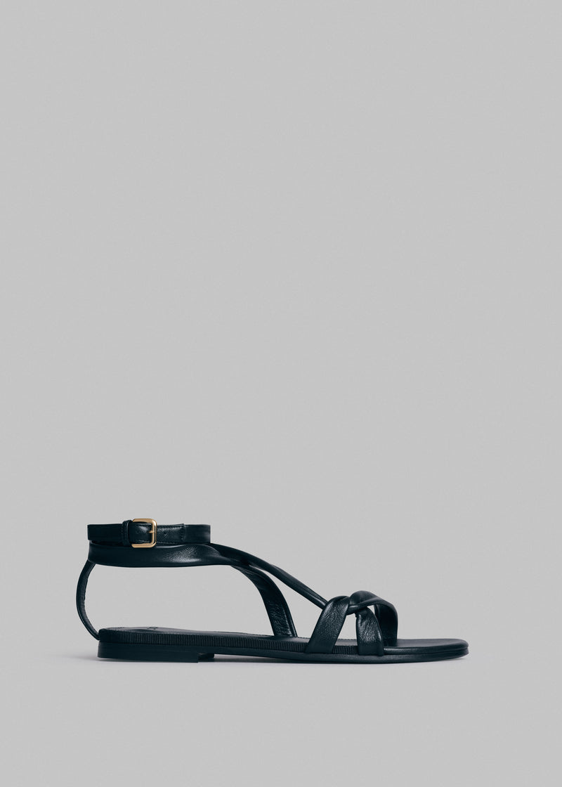 Strappy Sandal in Leather - Black - CO