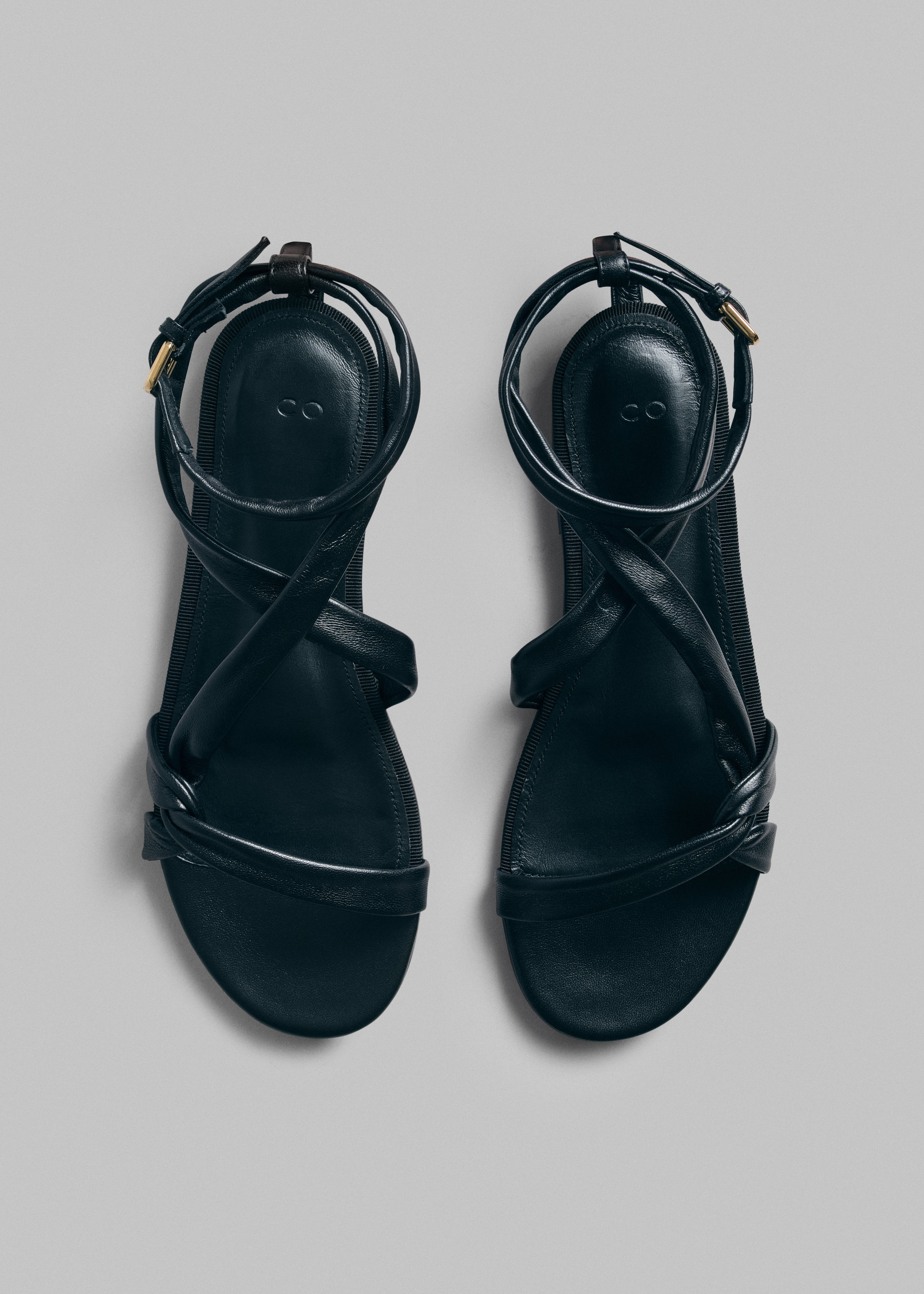 Strappy Sandal in Leather - Black - CO Collections