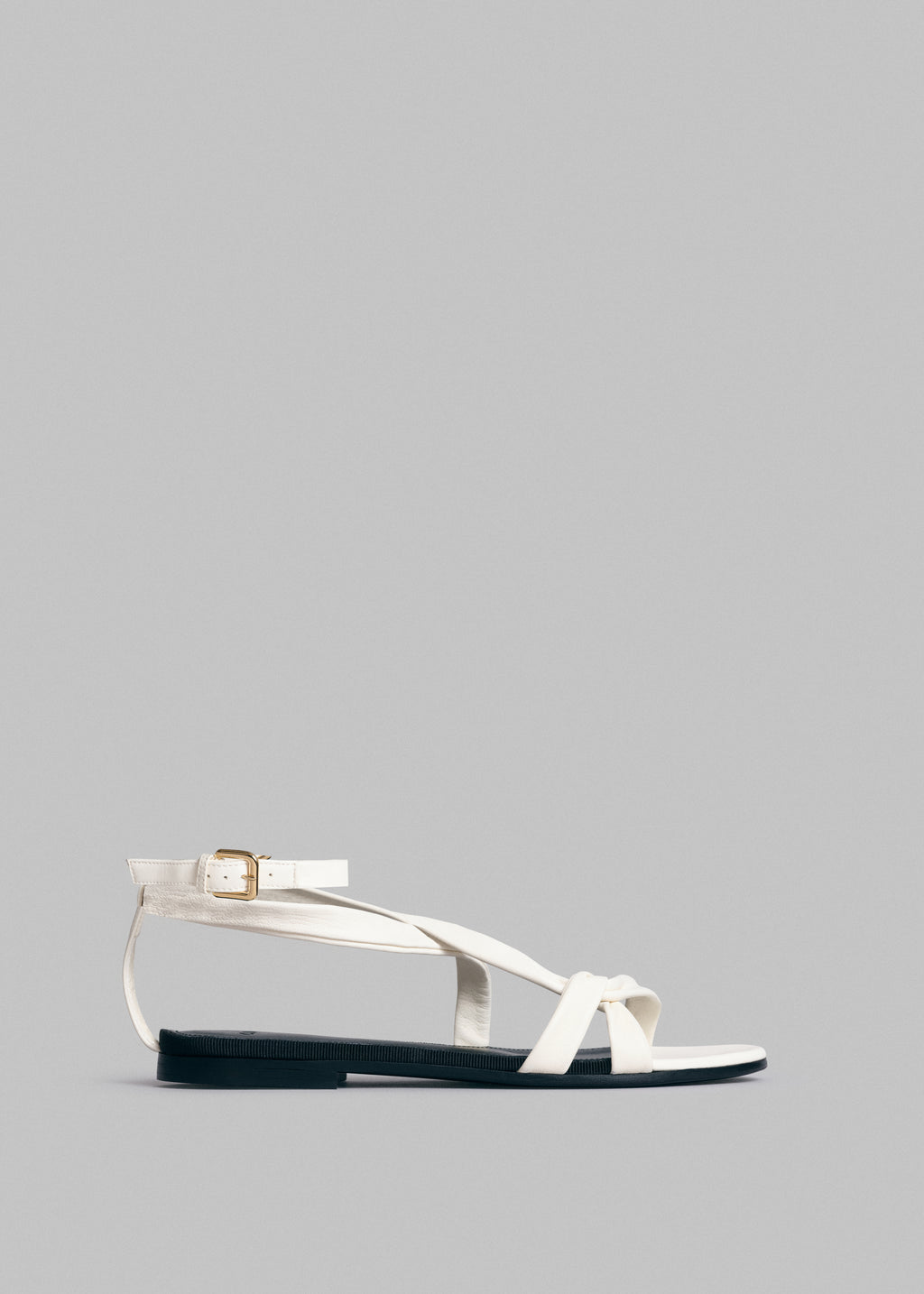 Strappy Sandal in Leather - Ivory - CO