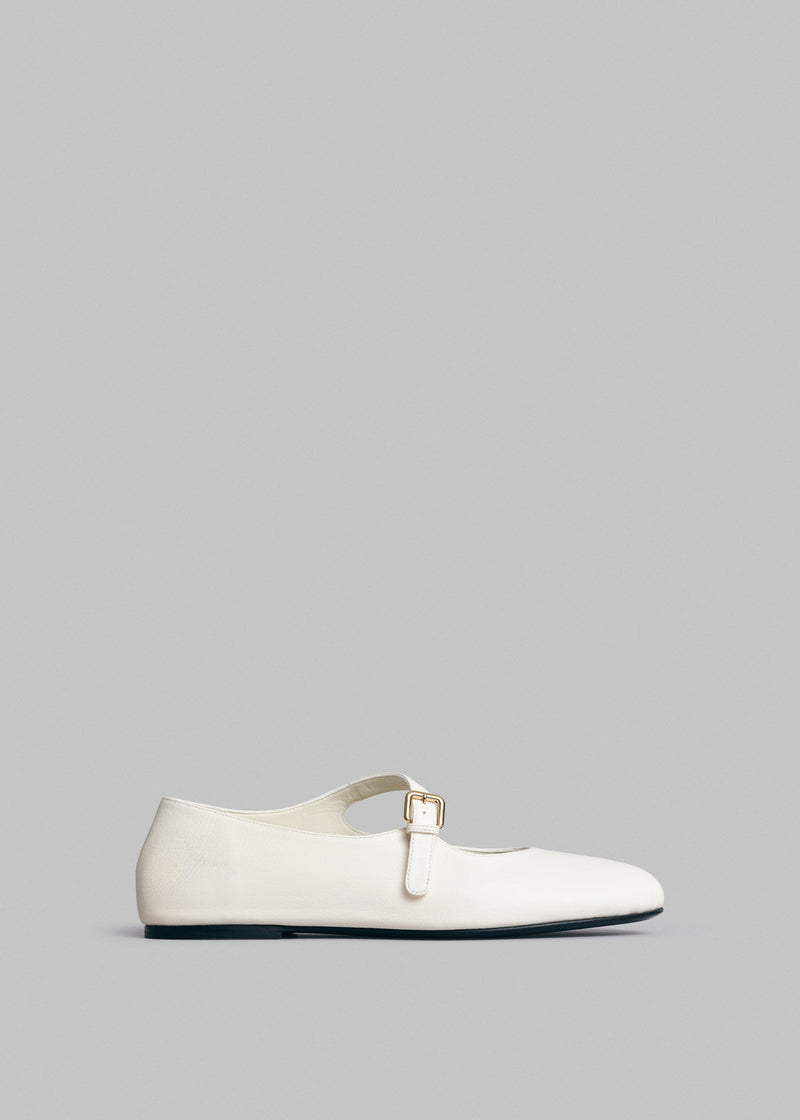 Round Toe Mary Jane in Leather - Ivory - CO