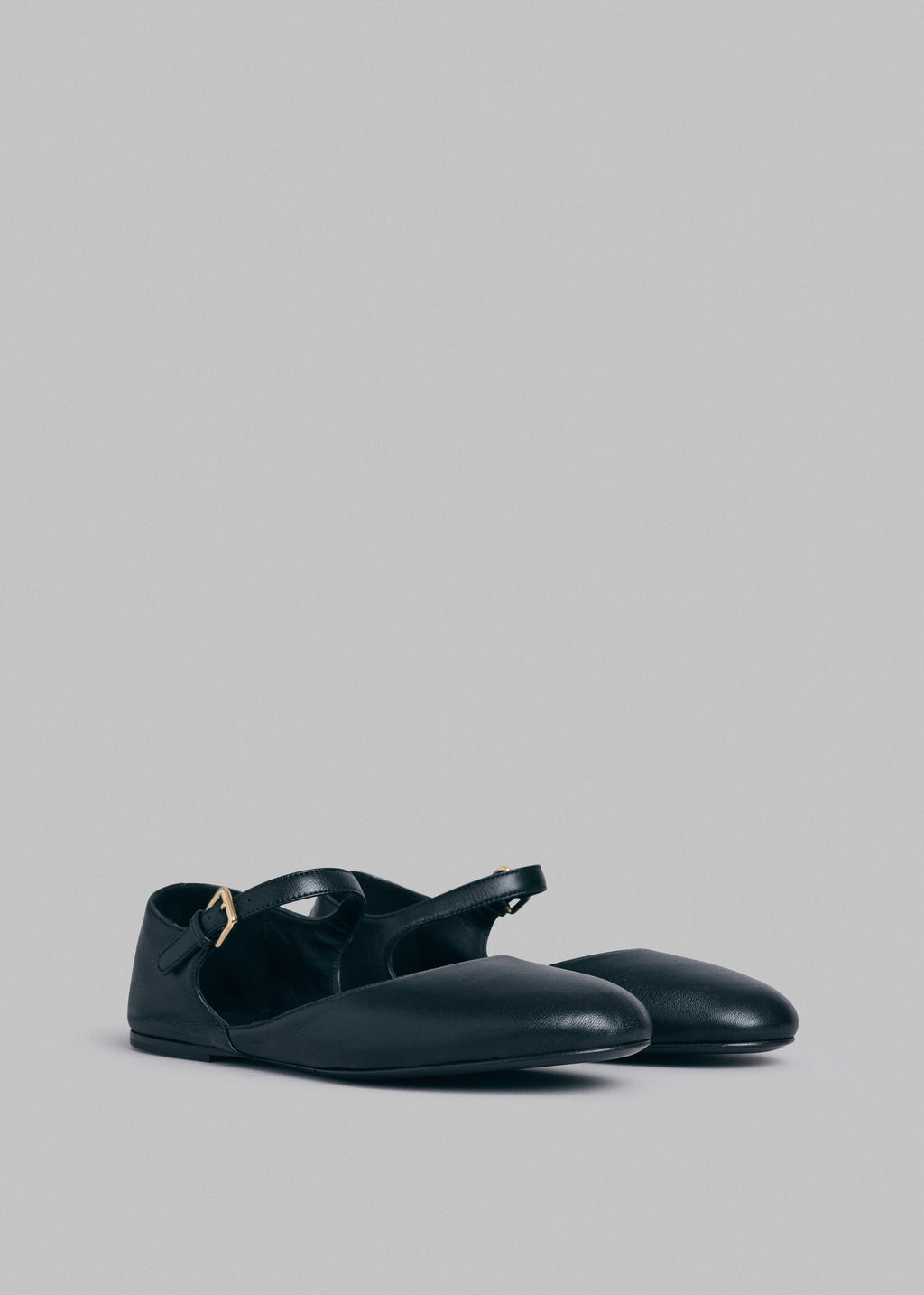 Round Toe D'Orsay Flat in Leather - Black - CO