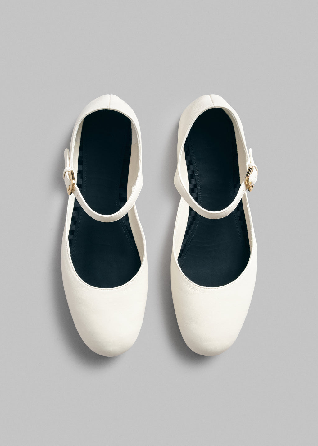 Round Toe D'Orsay Flat in Leather - Ivory - CO