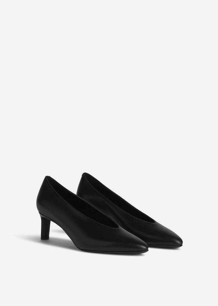 Pointed Kitten Heel in Leather - Black, image 2 of 5
