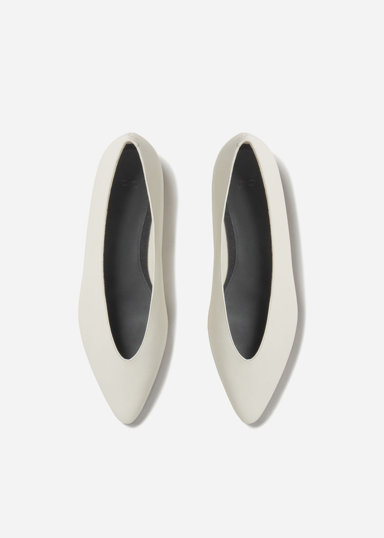 Pointed Ballerina Leather Flat in Ivory, image 4 of 5