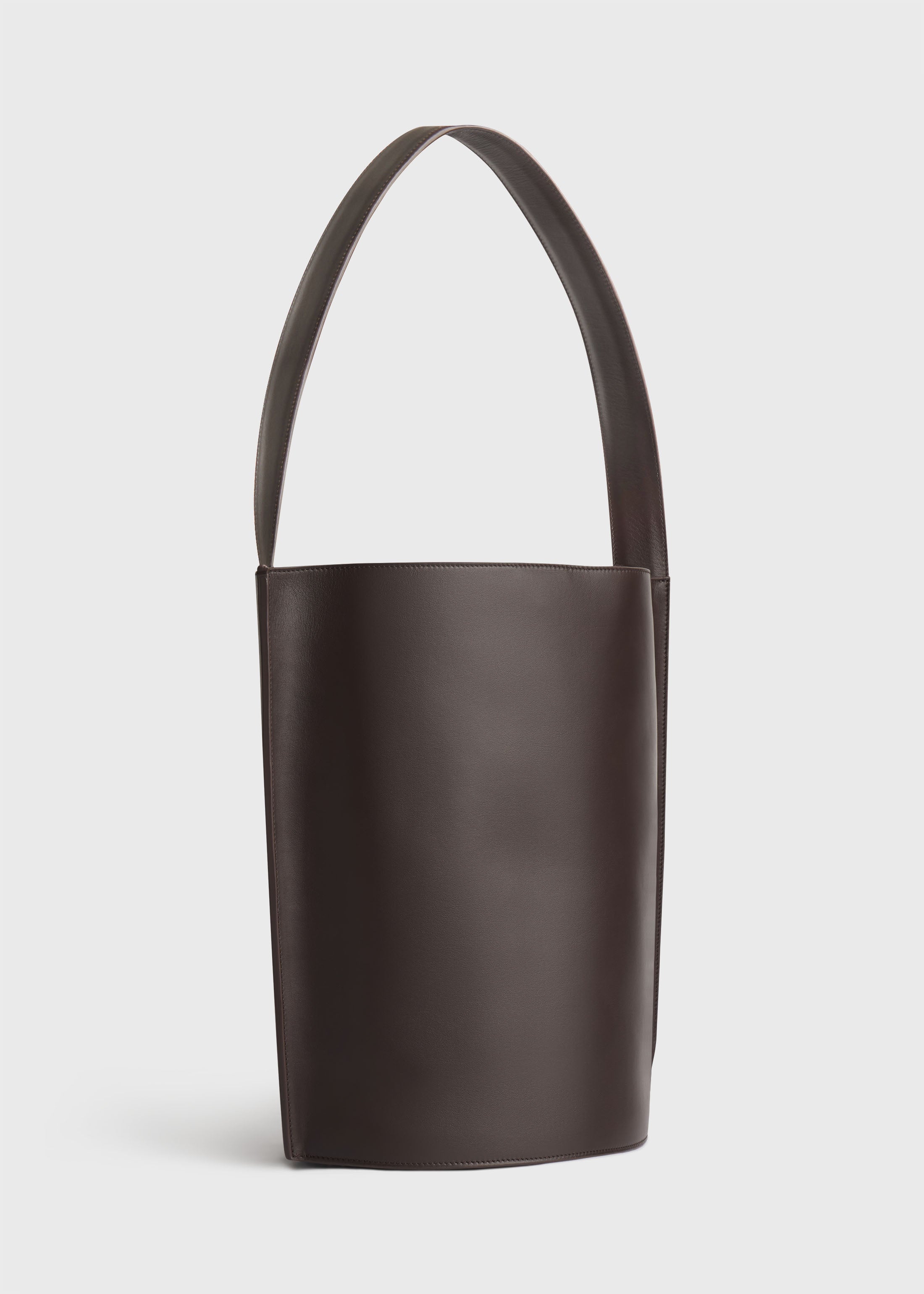 Bucket Tote Bag in Leather - Chocolate