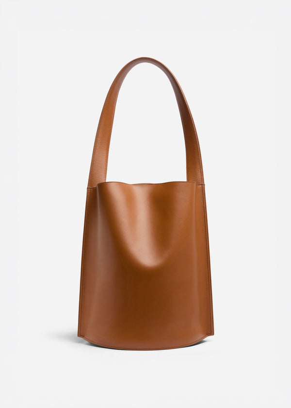 Bucket Tote Bag in Leather - Cognac - CO