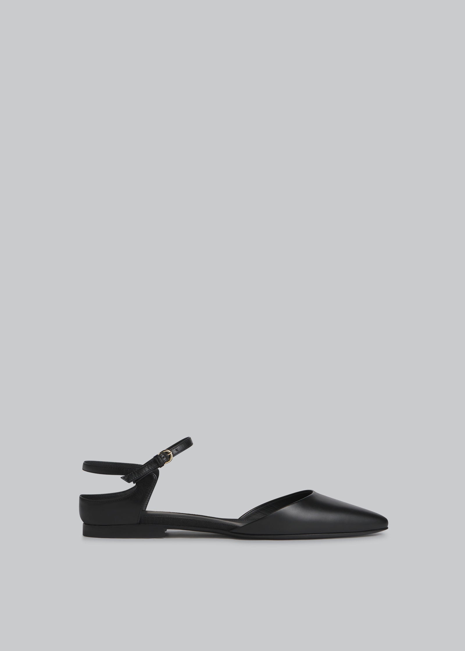 Slingback Pointed Toe Flat in Calfskin - Black