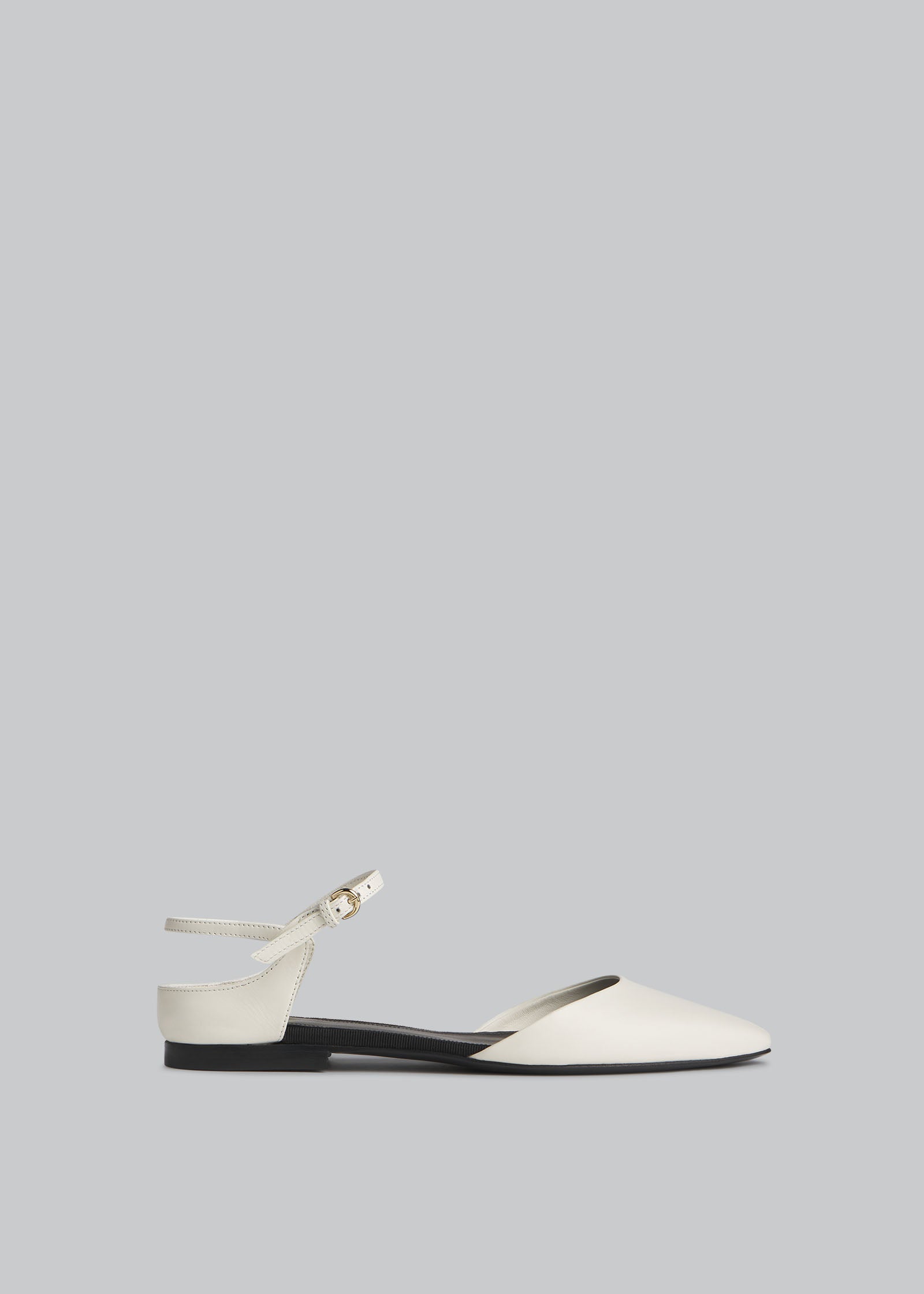 Slingback Pointed Toe Flat in Calfskin - Ivory