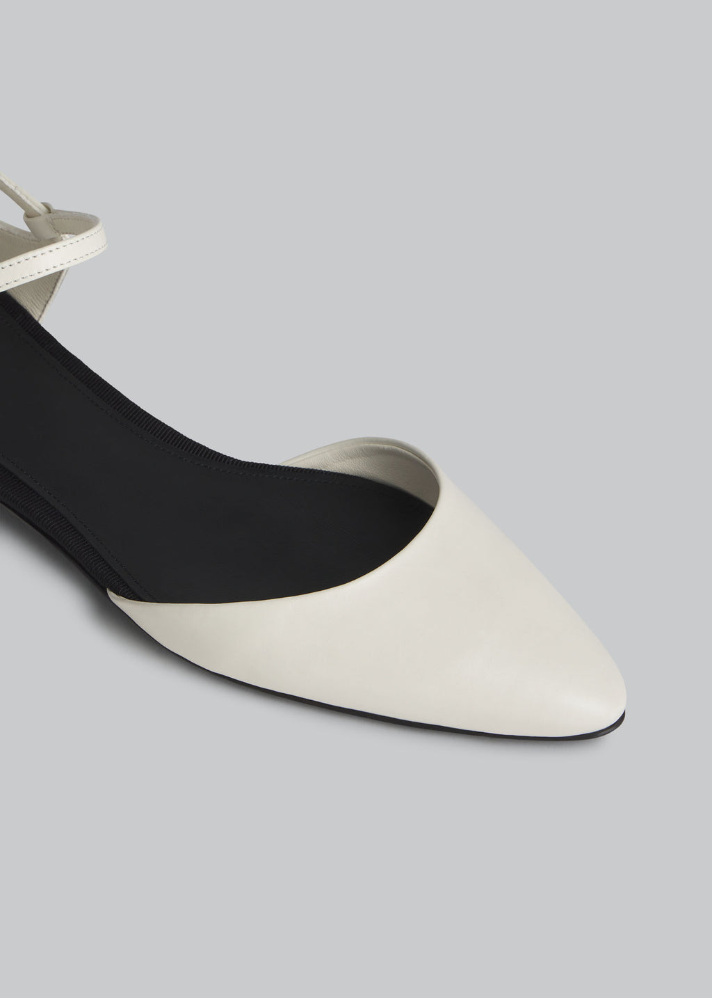 Slingback Pointed Toe Flat in Calfskin - Ivory - CO