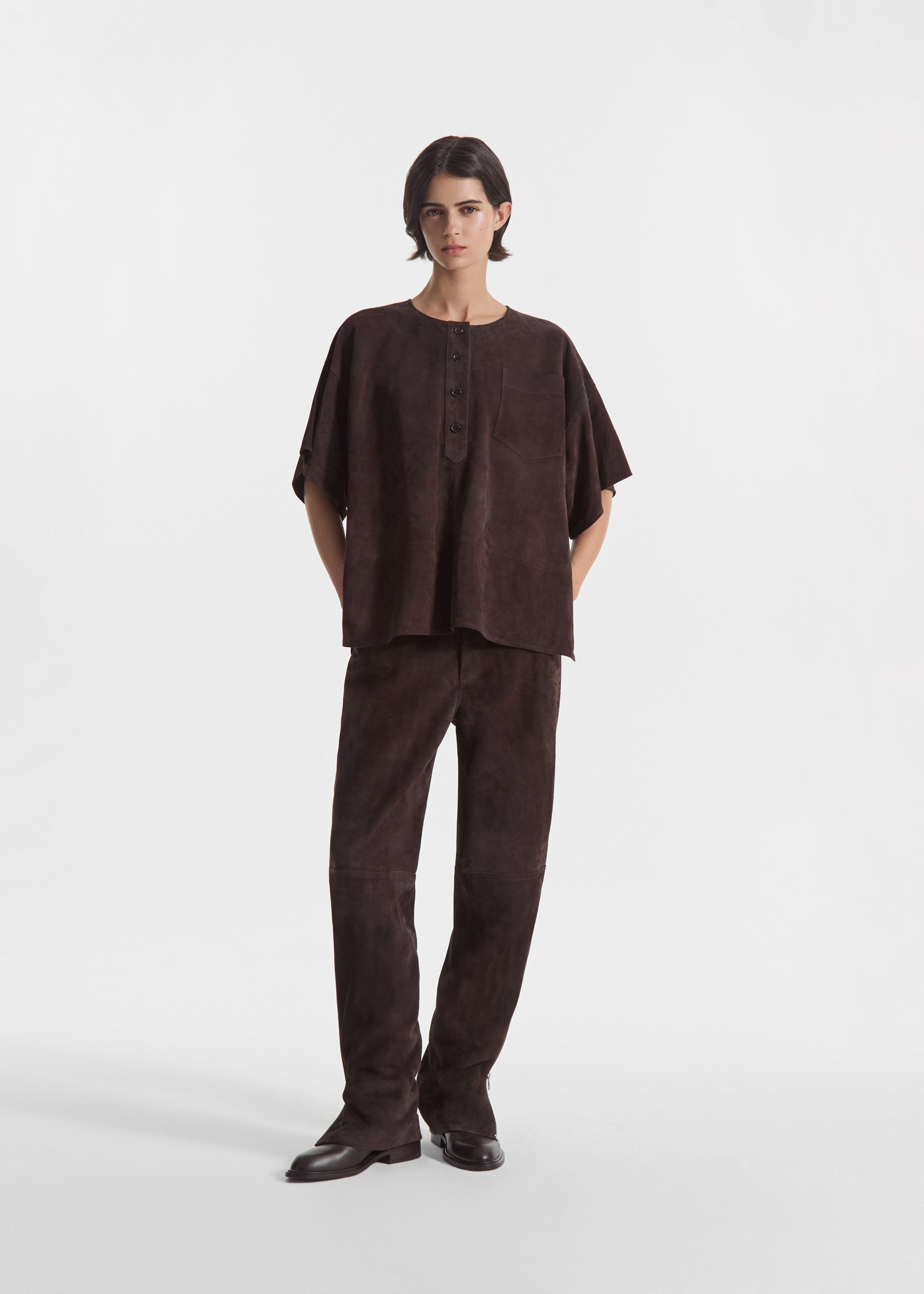 Boxy Shirt in Suede - Chocolate