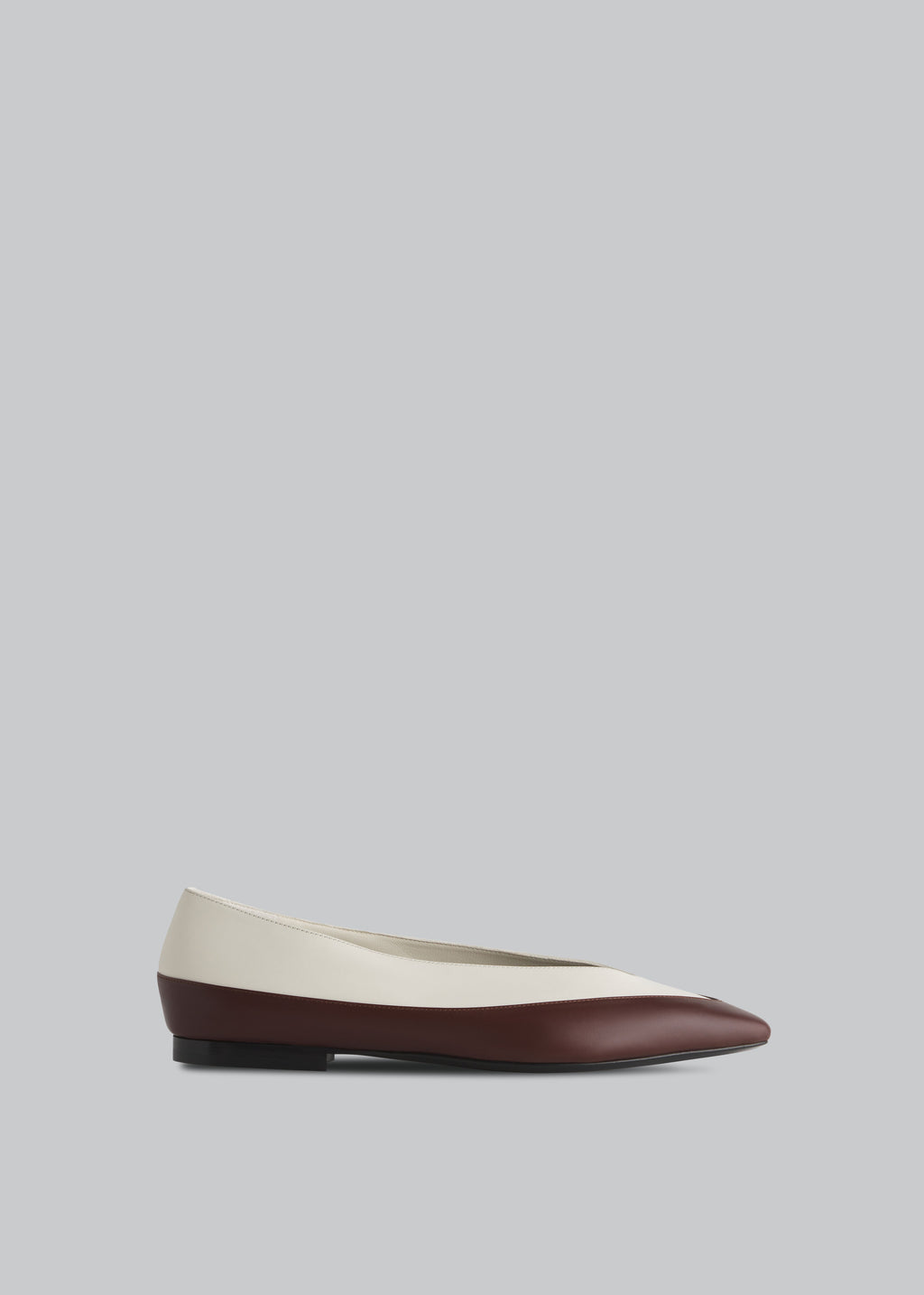 Bicolor Ballerina Flat - Ivory / Chocolate - CO