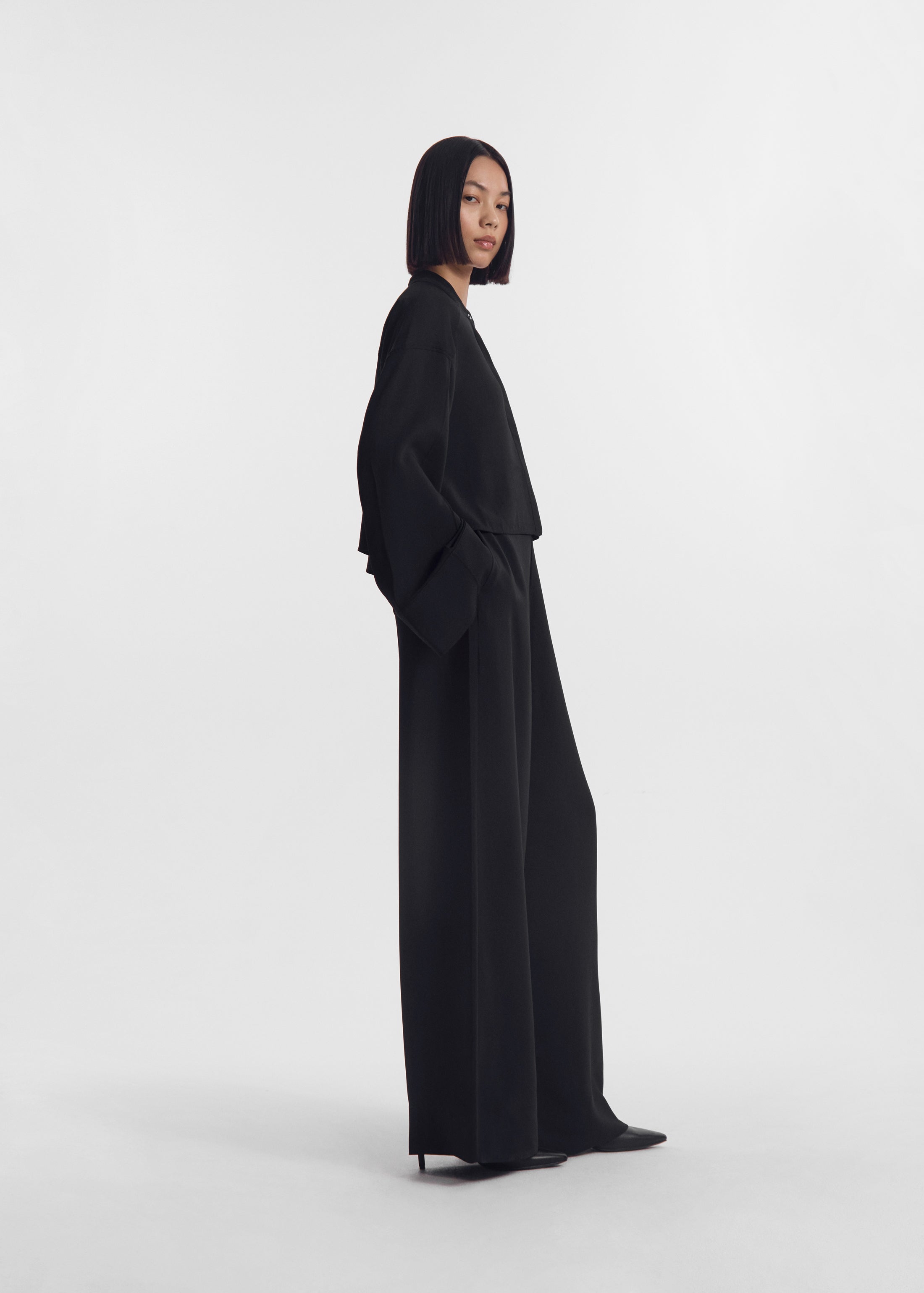 Bell Sleeve Blouse in Crepe - Black