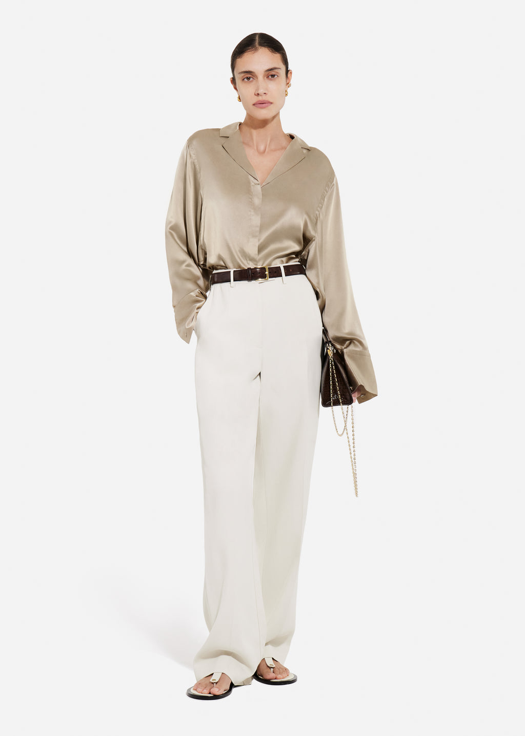 Relaxed V-Neck Shirt in Silk Charmeuse - Sesame - CO