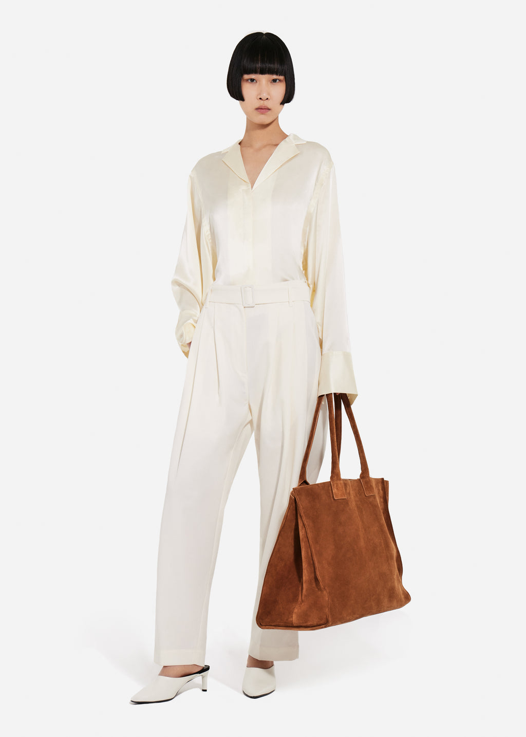 Relaxed V-Neck Shirt in Silk Charmeuse - Pearl - CO