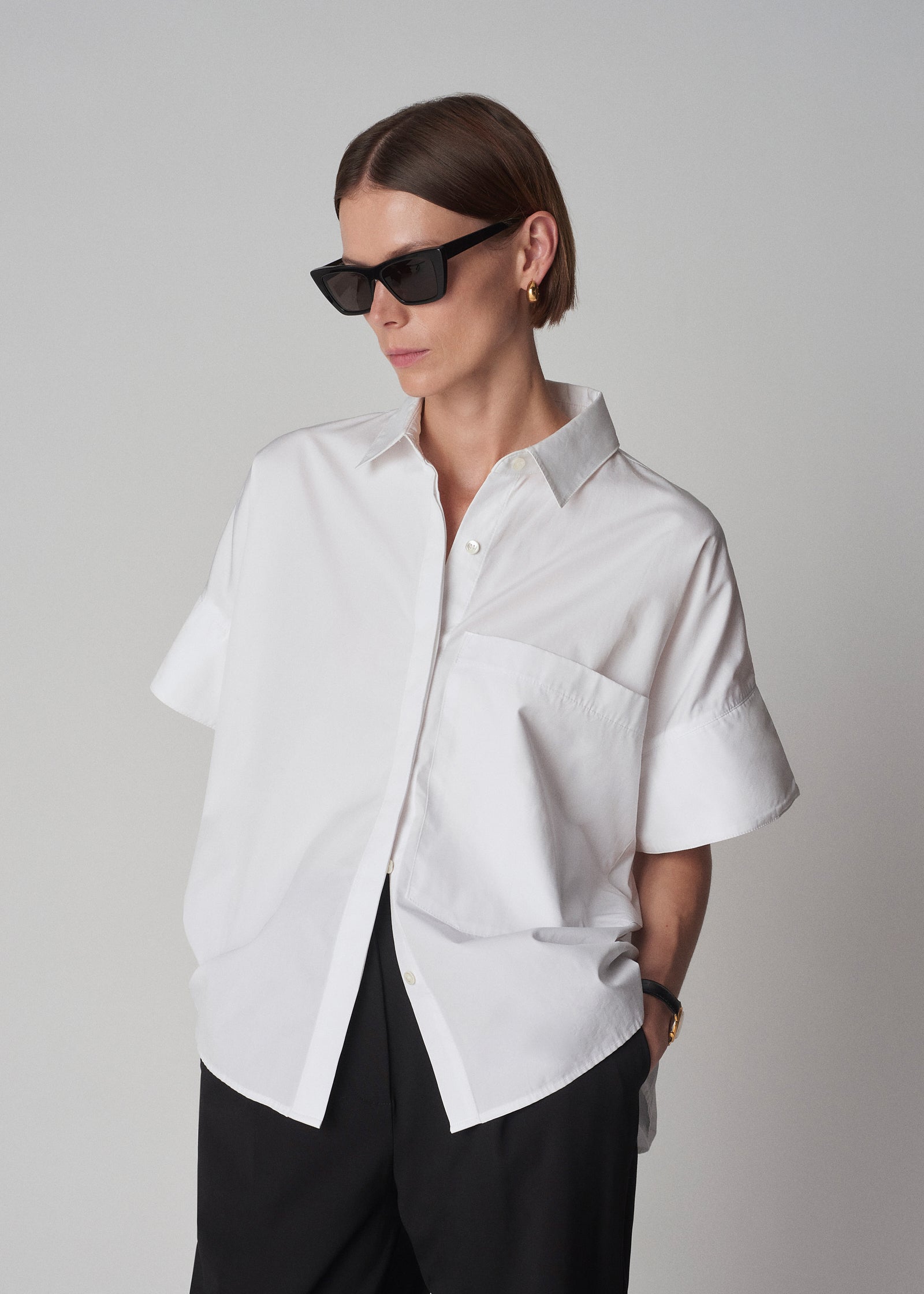 Boxy Short Sleeve Shirt in Cotton Poplin - White - CO Collections