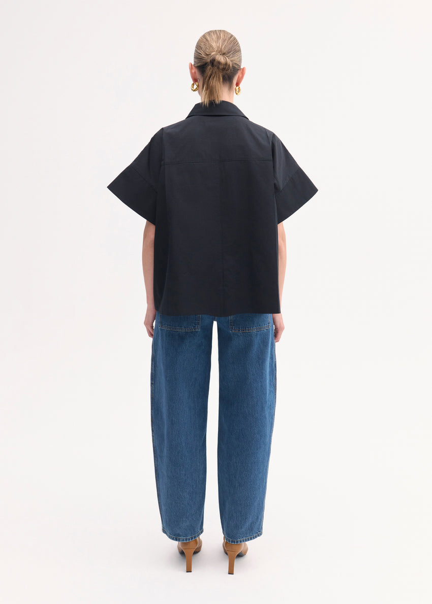 Boxy Short Sleeve Shirt in Cotton Poplin - Black | CO