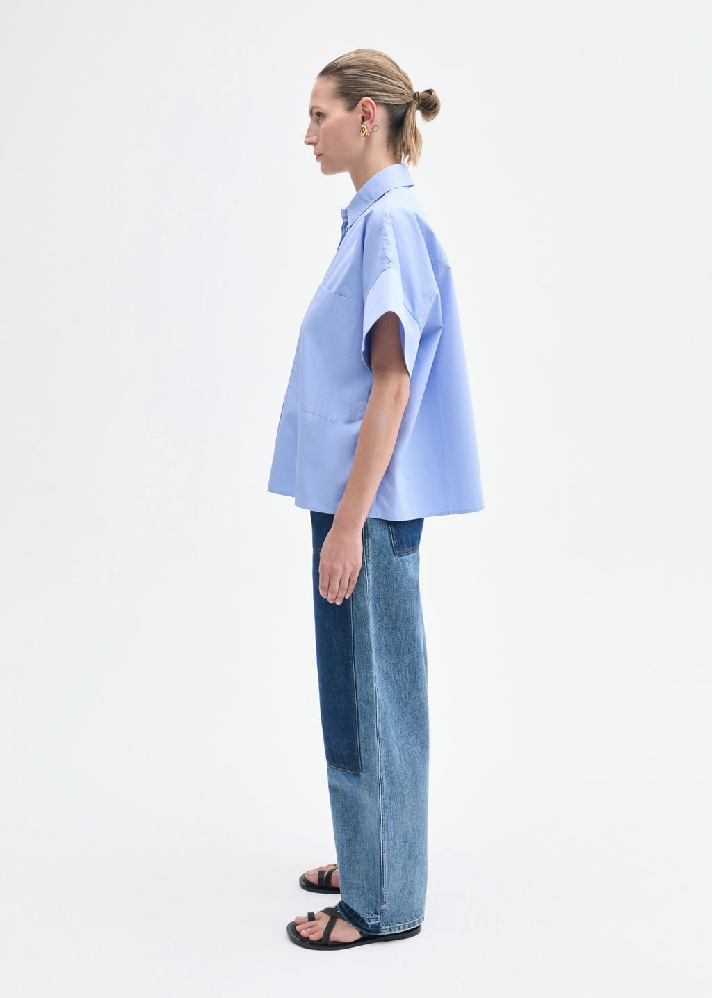Boxy Short Sleeve Shirt in Cotton Poplin - Blue - CO
