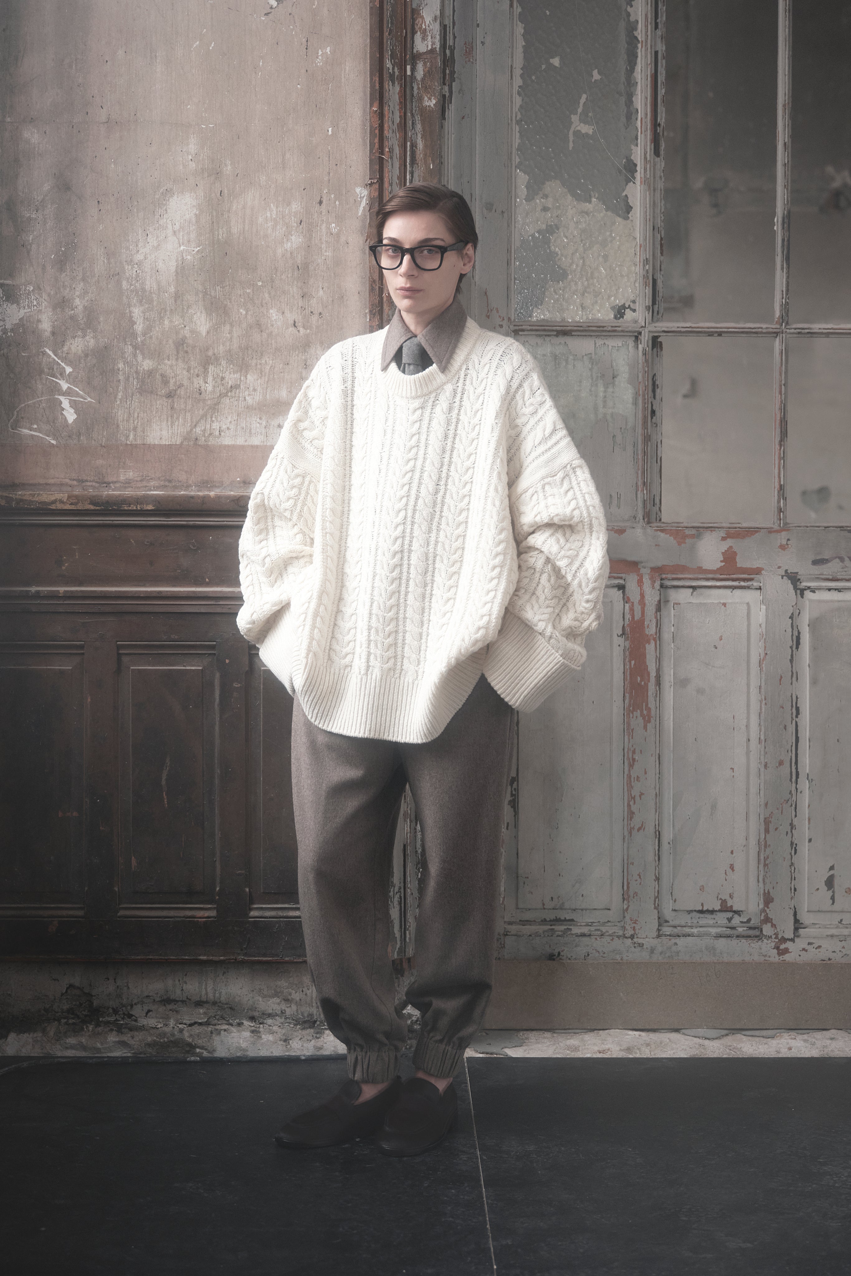 Cableknit Sweater in Wool Blend Yarn -  Ivory