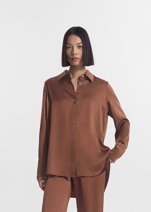 Button Down Shirt in Silk - Chocolate - CO