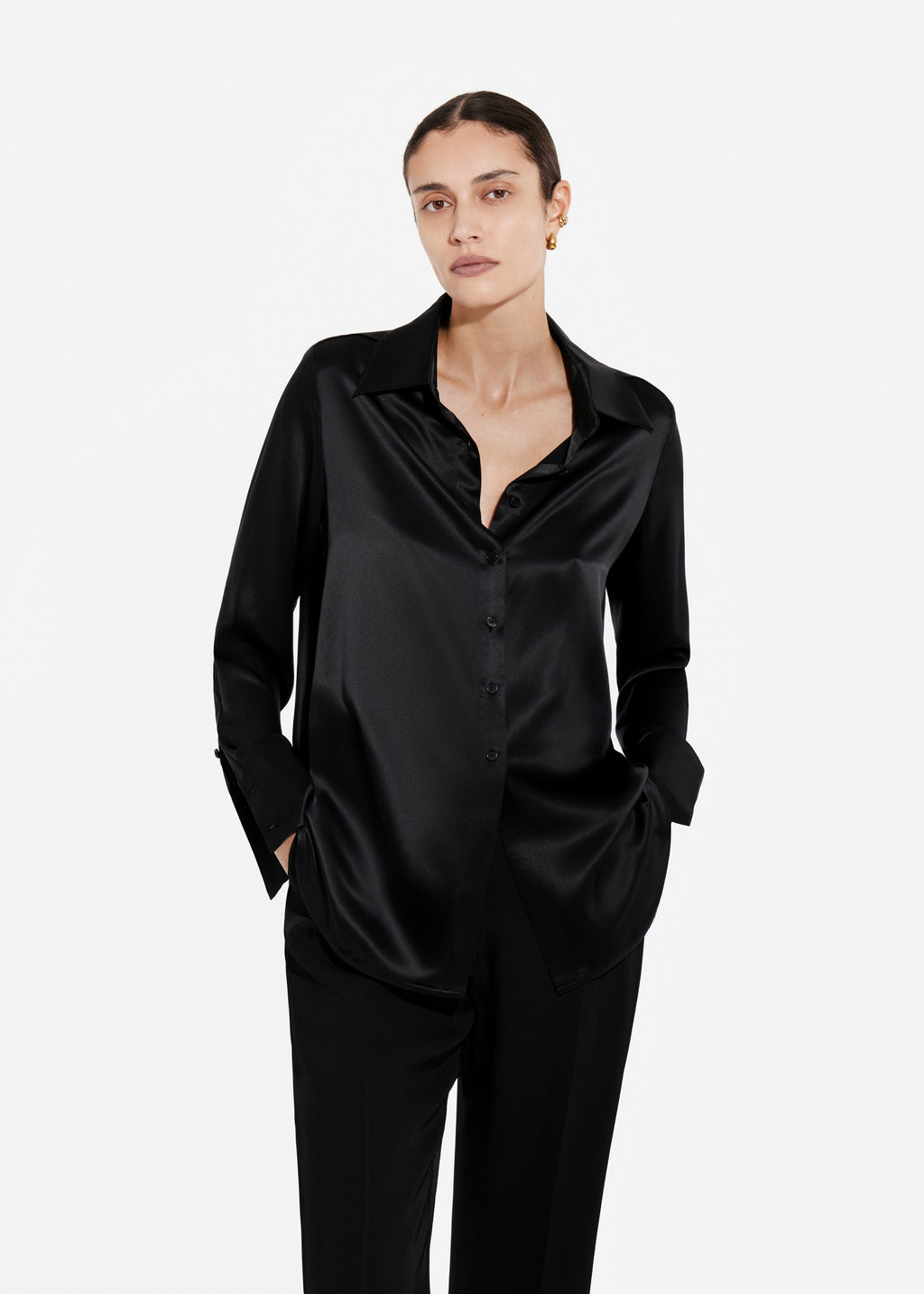 Button Down Shirt in Silk  - Black - CO