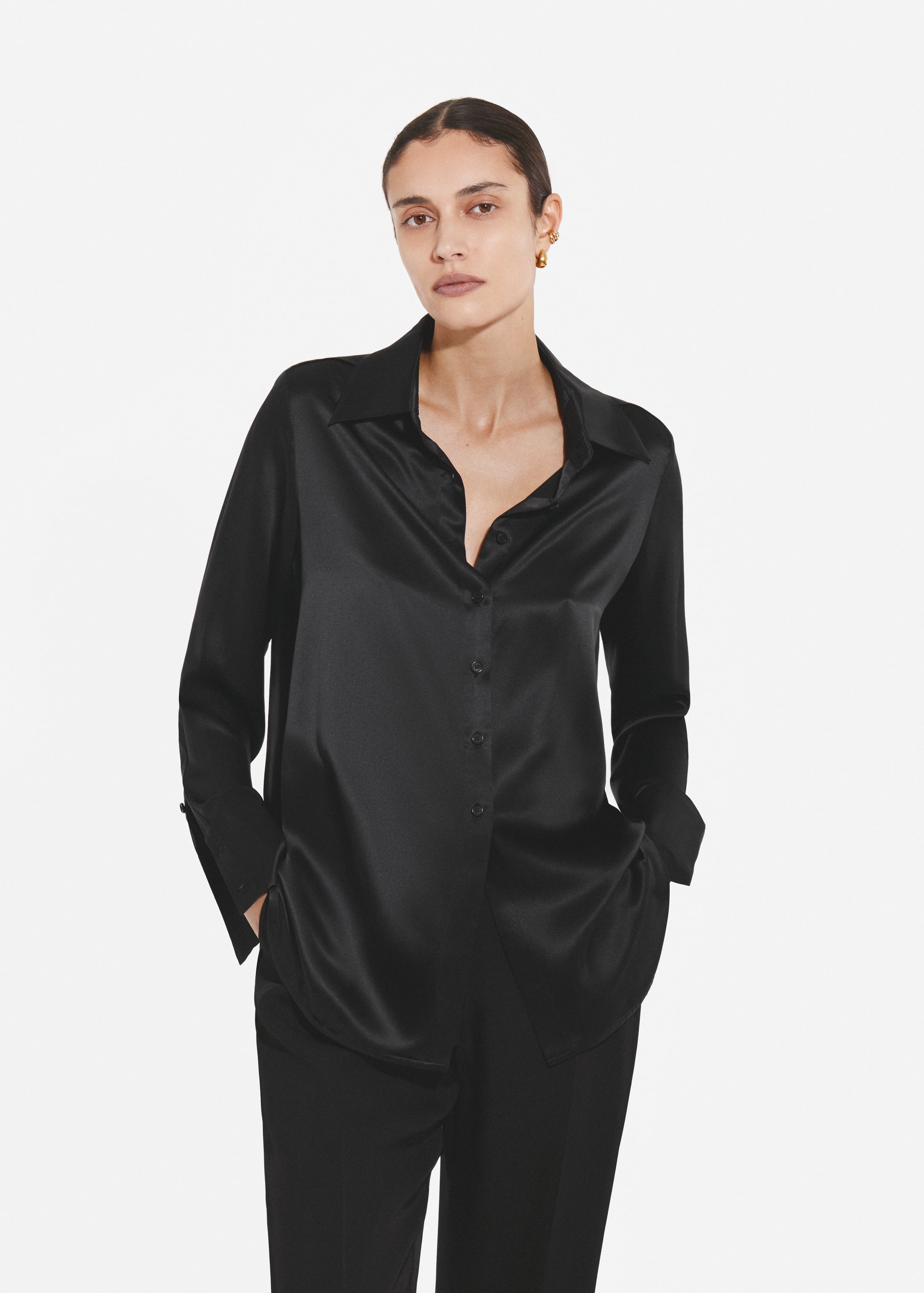 Button Down Shirt in Silk  - Black
