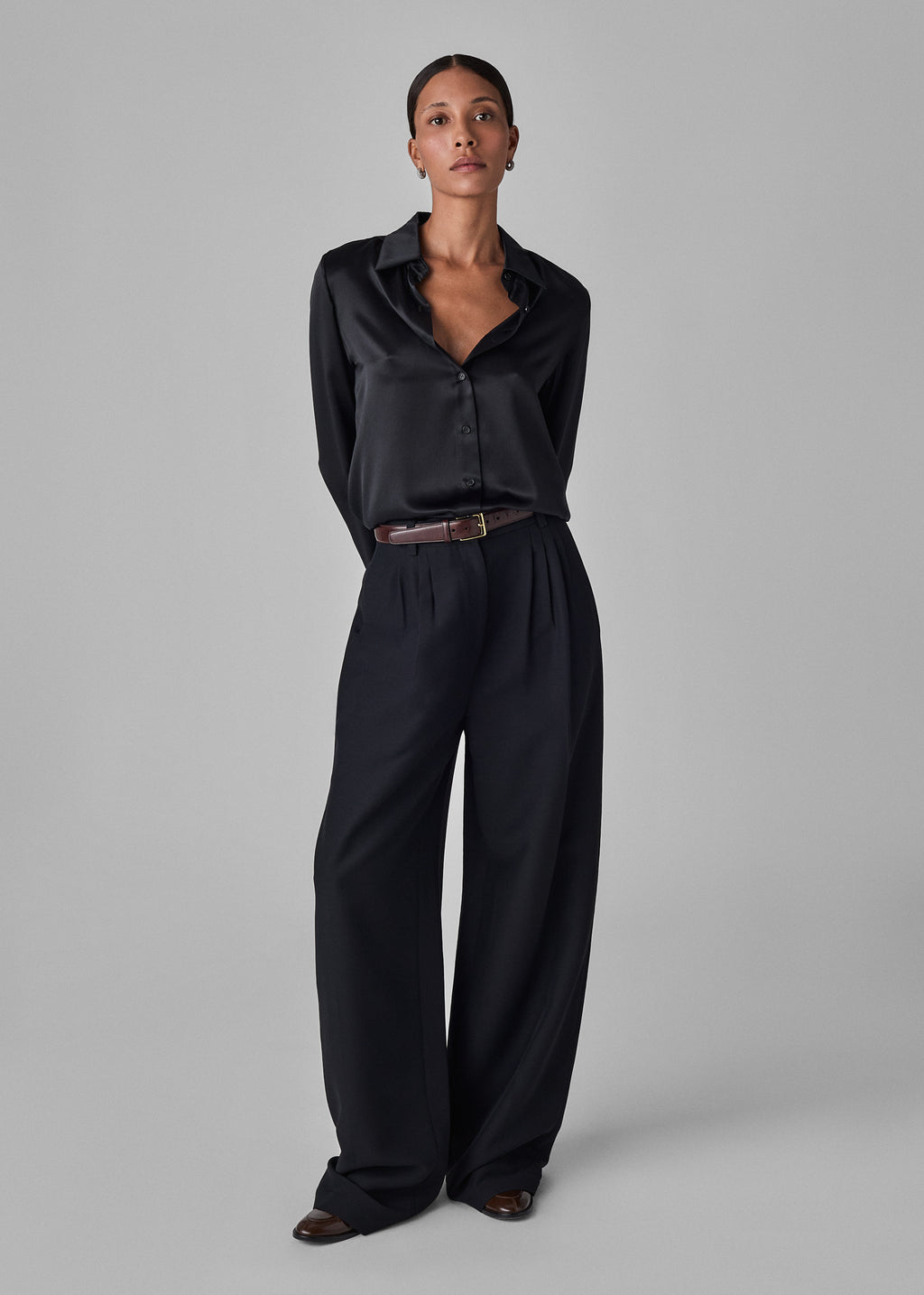 Pleated Barrel Trouser in Faille - Black - CO