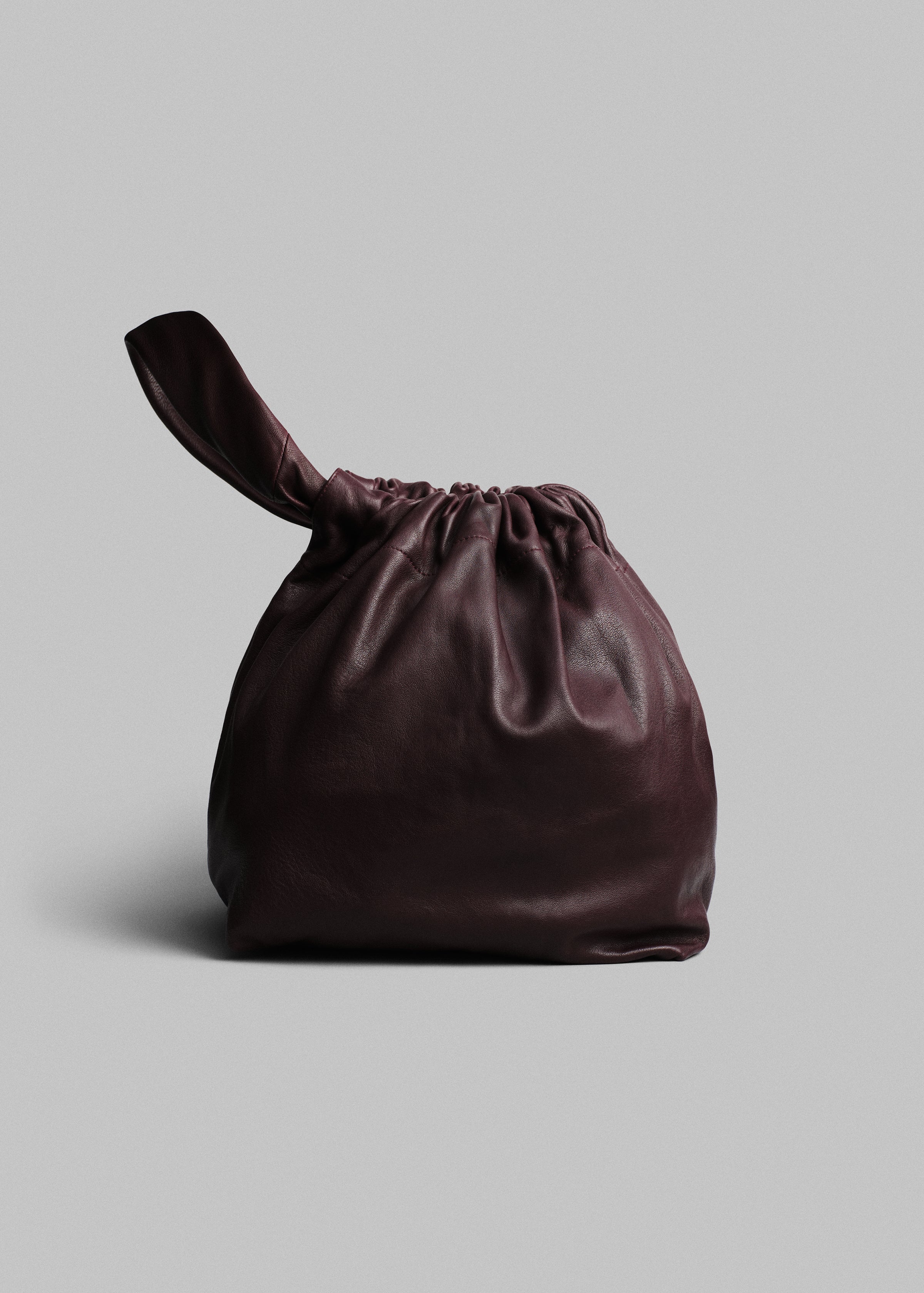 Small Drawstring Bag in Leather - Bordeaux