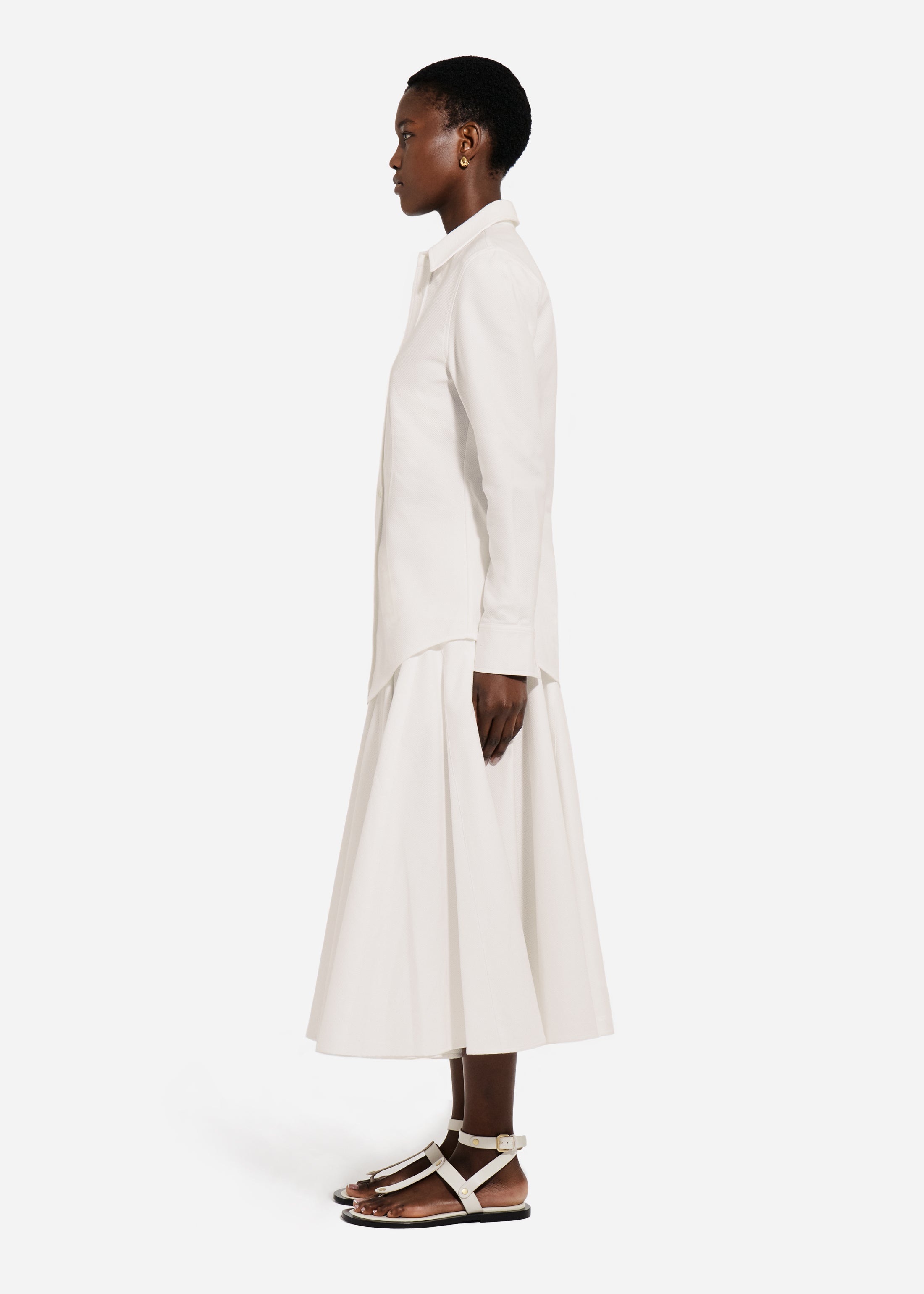 Fitted Button Down Shirt in Cotton Pique - White