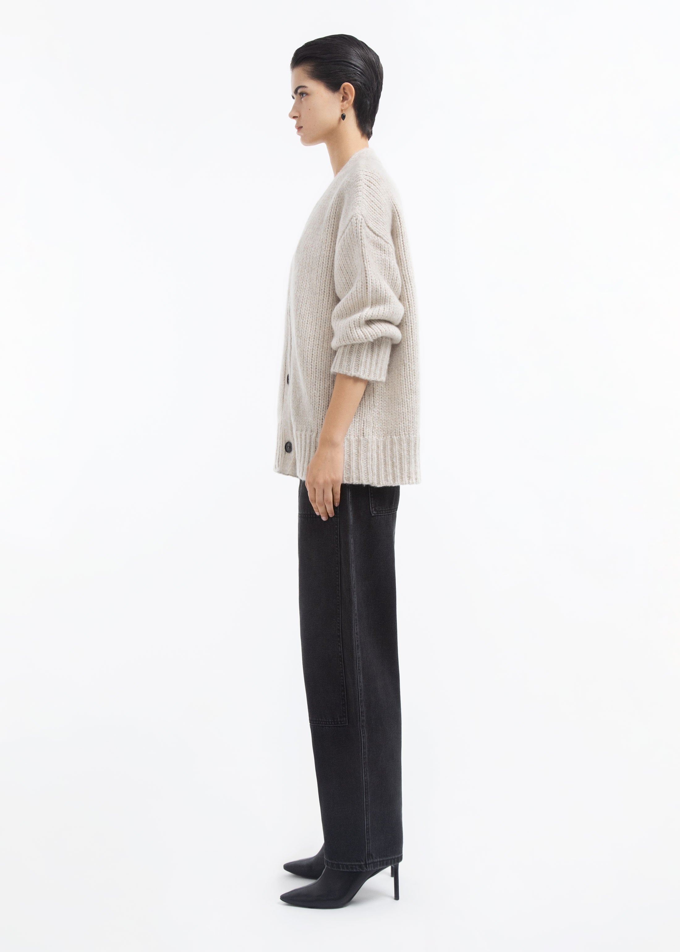 Boyfriend Cardigan in Cashmere  - Arctic