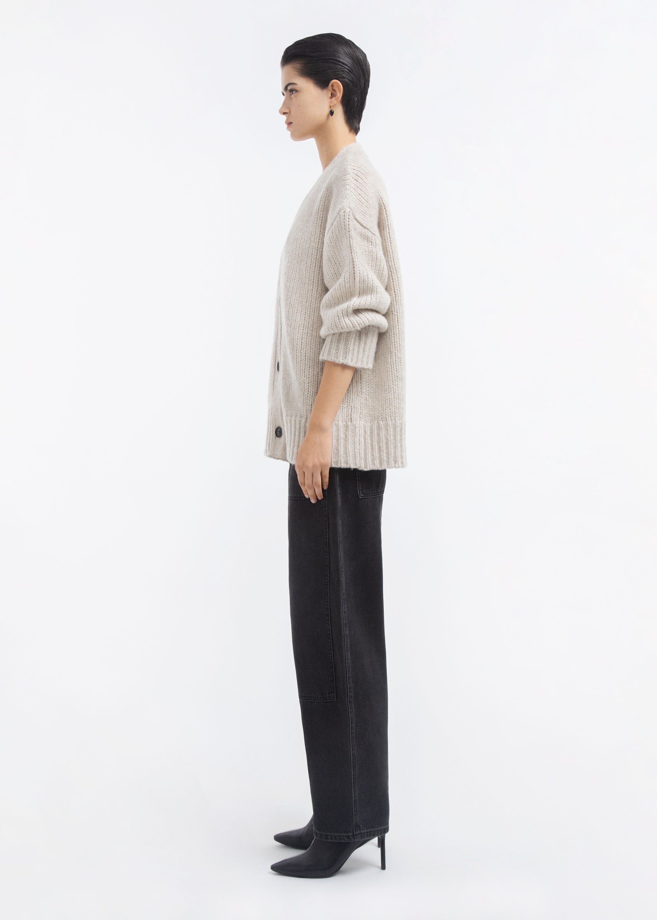 Boyfriend Cardigan in Cashmere  - Arctic